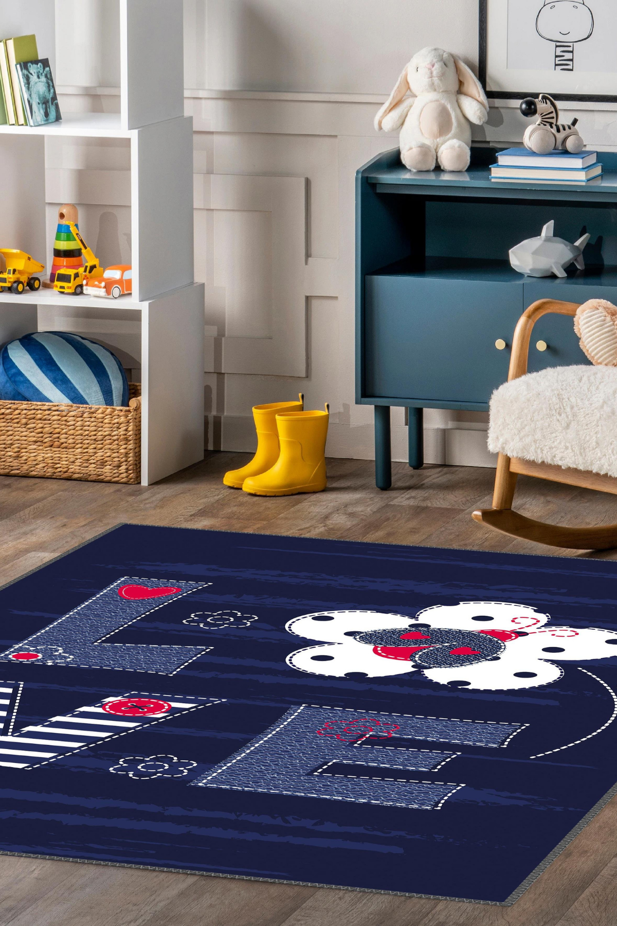 Mavi Love Yazılı Kaymaz Tabanlı Makinede Yıkanabilir Çocuk Halısı