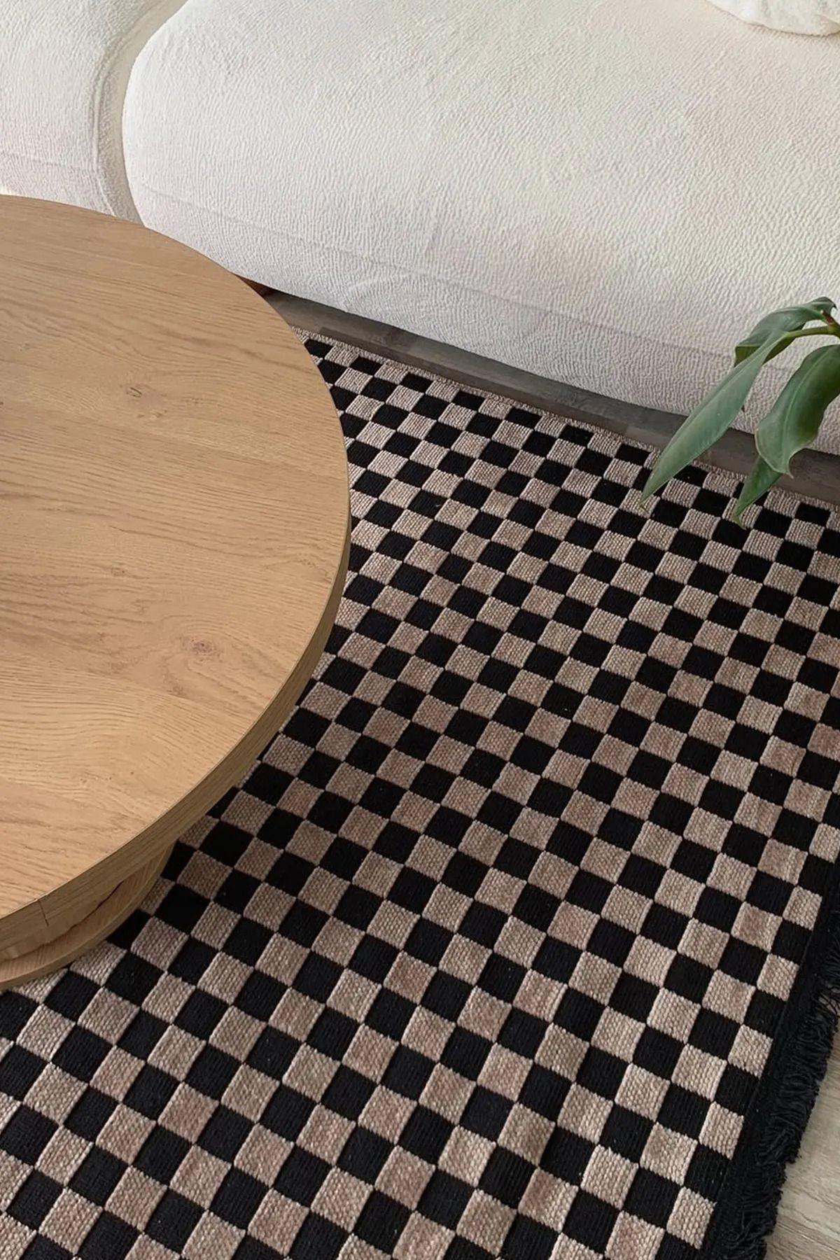 Akça Dama Desenli Yıkanabilir Dokuma Kaymaz Taban Halı Kahverengi