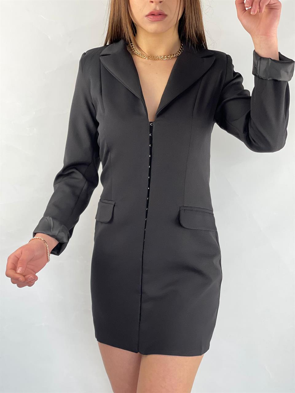 Agraf Detay Atlas Kumaş Tasarım Ceket Elbise