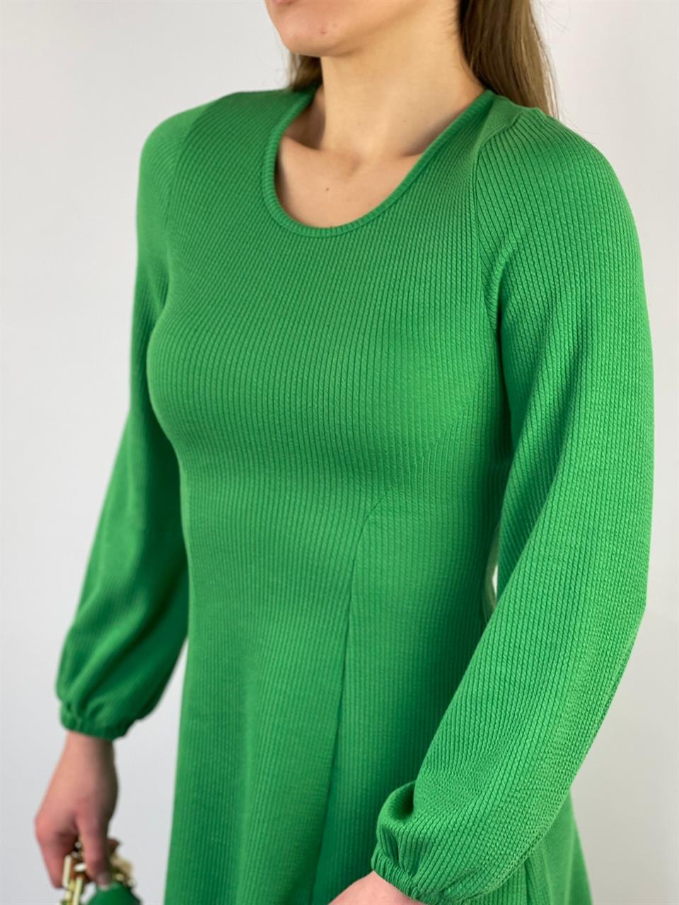 akarlı Kumaş Yuvarlak Yaka Kloş Elbise Kemer Hariçtir