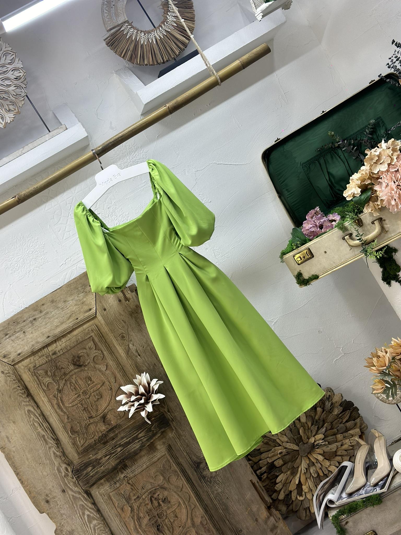 Atlas Kumaş Karpuz Kol Kare Yaka Renkli Midi Boy Elbise