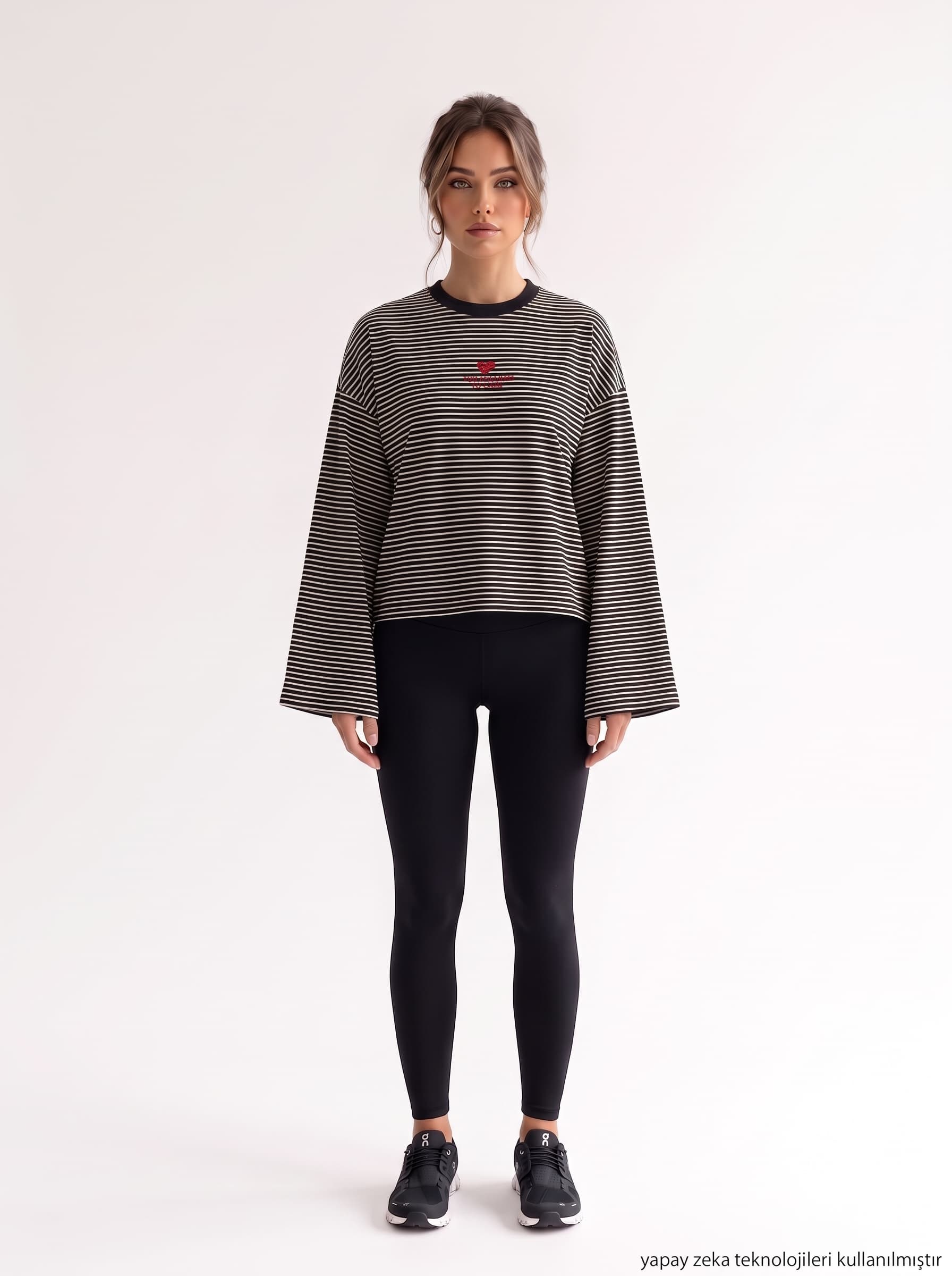 Çizgi Desen Nakışlı Süprem T-shirt Siyah