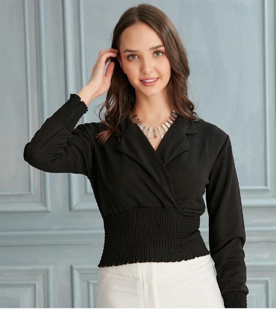 Crep Dokuma Gömlek Yaka Gipe Detaylı Bluz