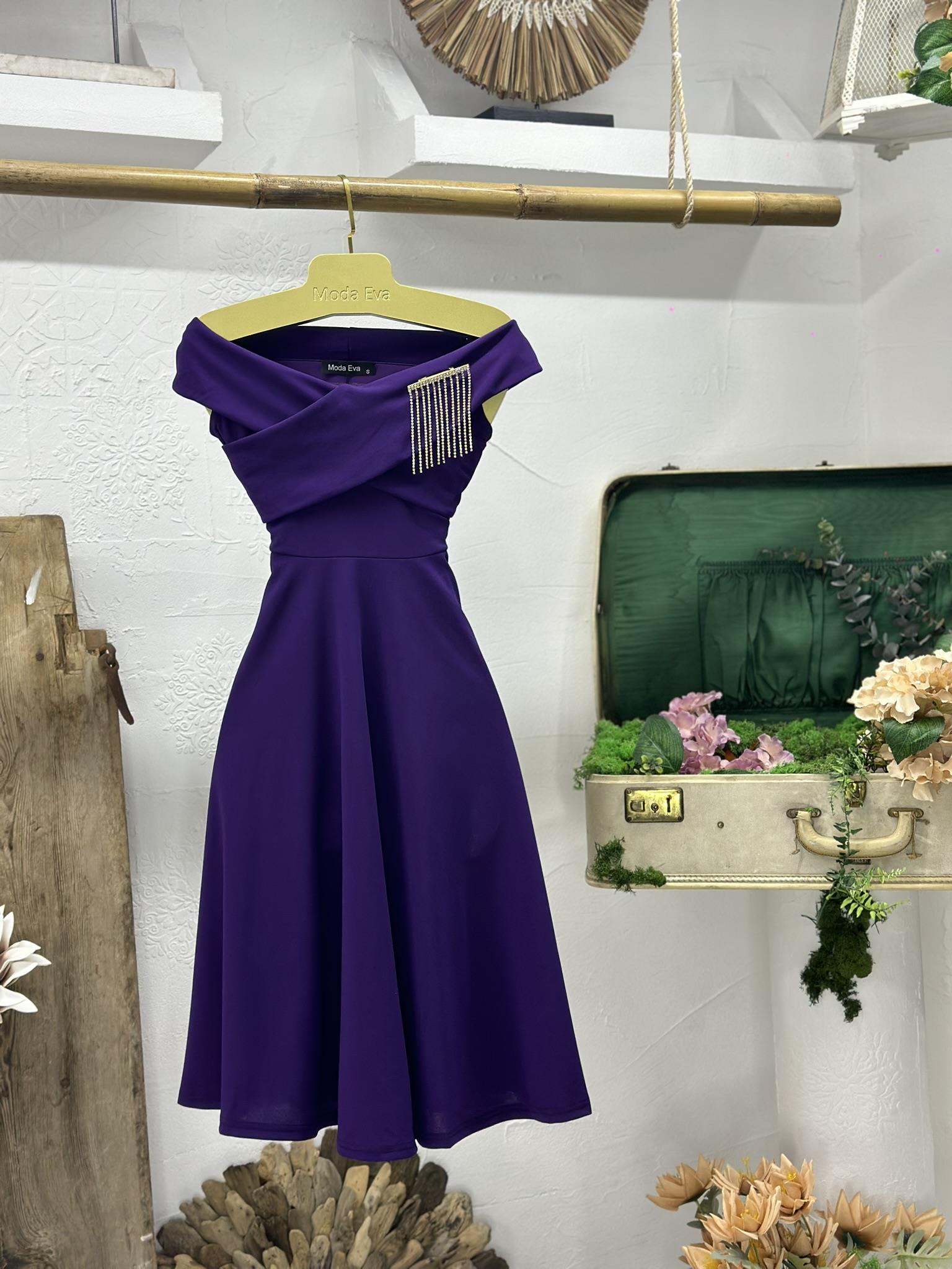 Crep Dokuma Kumaş Çapraz Yaka Midi Boy Elbise