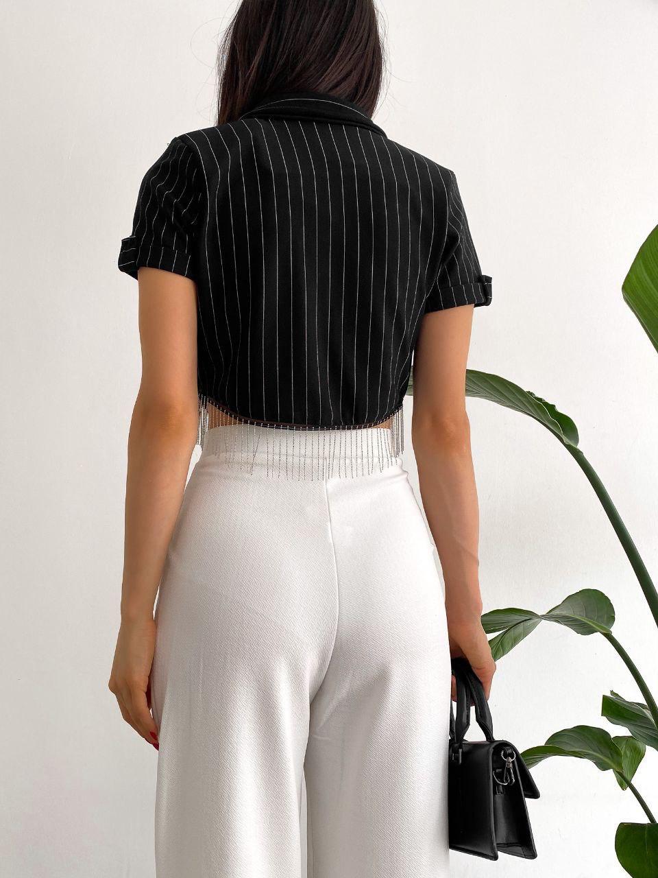 Crep Dokuma Kumaş Çizgi Desen Zincir Detay Kısa Ceket 