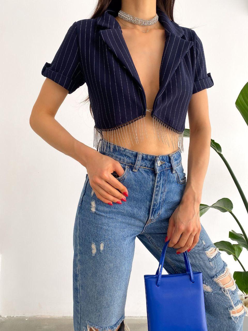 Crep Dokuma Kumaş Çizgi Desen Zincir Detay Kısa Ceket 