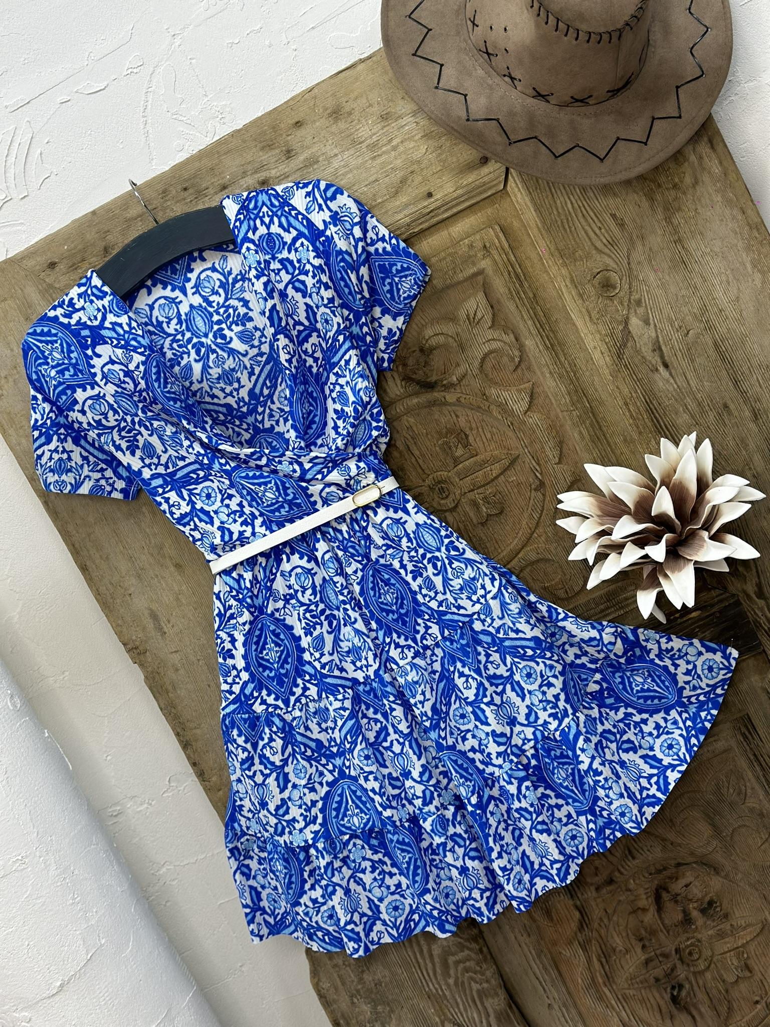 Crep Kumaş Kruvaze Yaka Kısa Kol Kloş Elbise