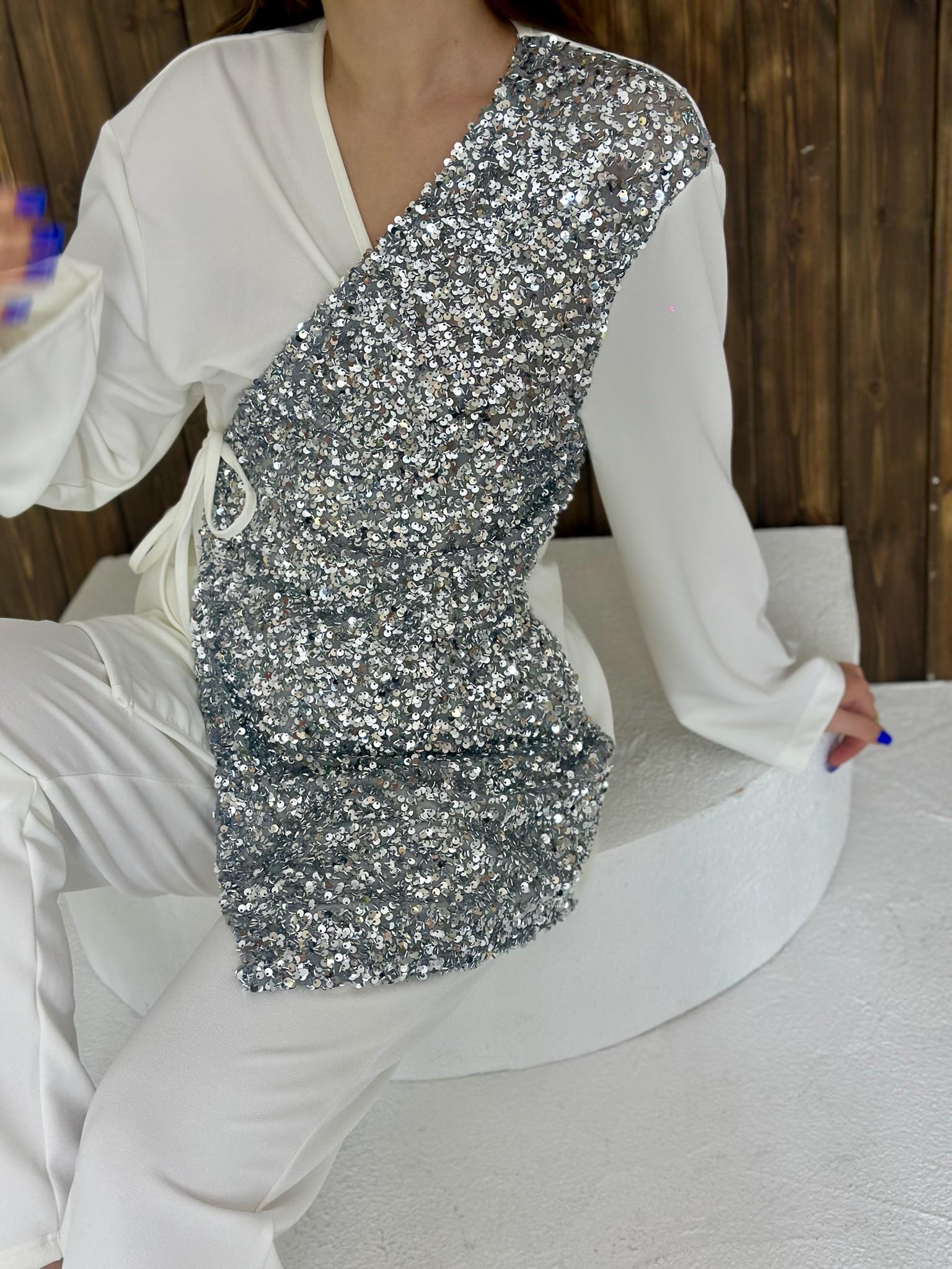 Crep Kumaş Payet Detaylı Kimano ve Rahat Pantolon İkili Takım Beyaz