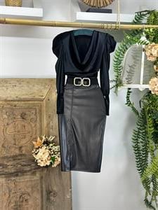 Full Likralı Fermuarsız Yırtmaçlı Pu Deri Siyah Kalem Etek