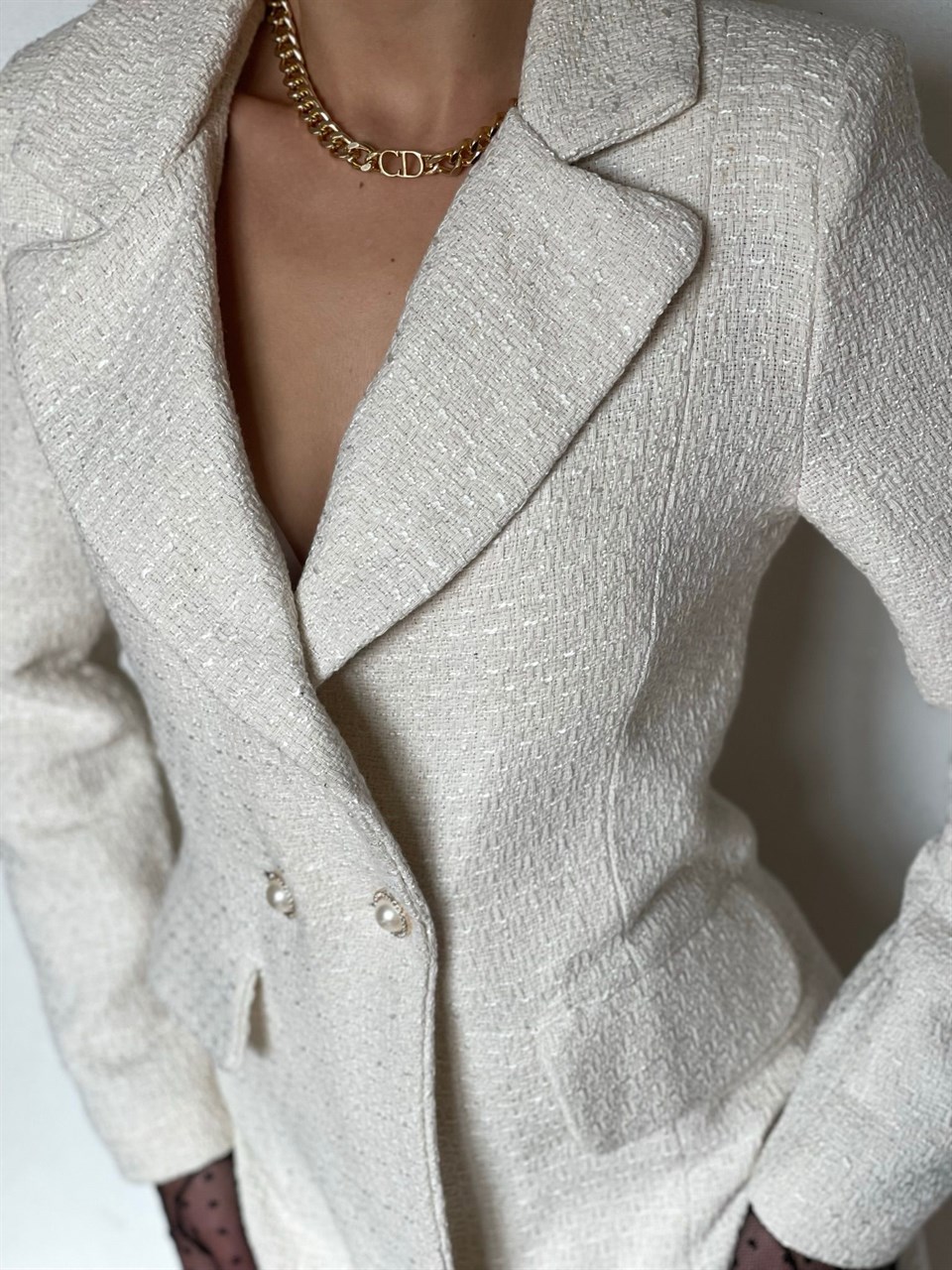 Gold Düğmeli Tuvit Kumaş Ceket