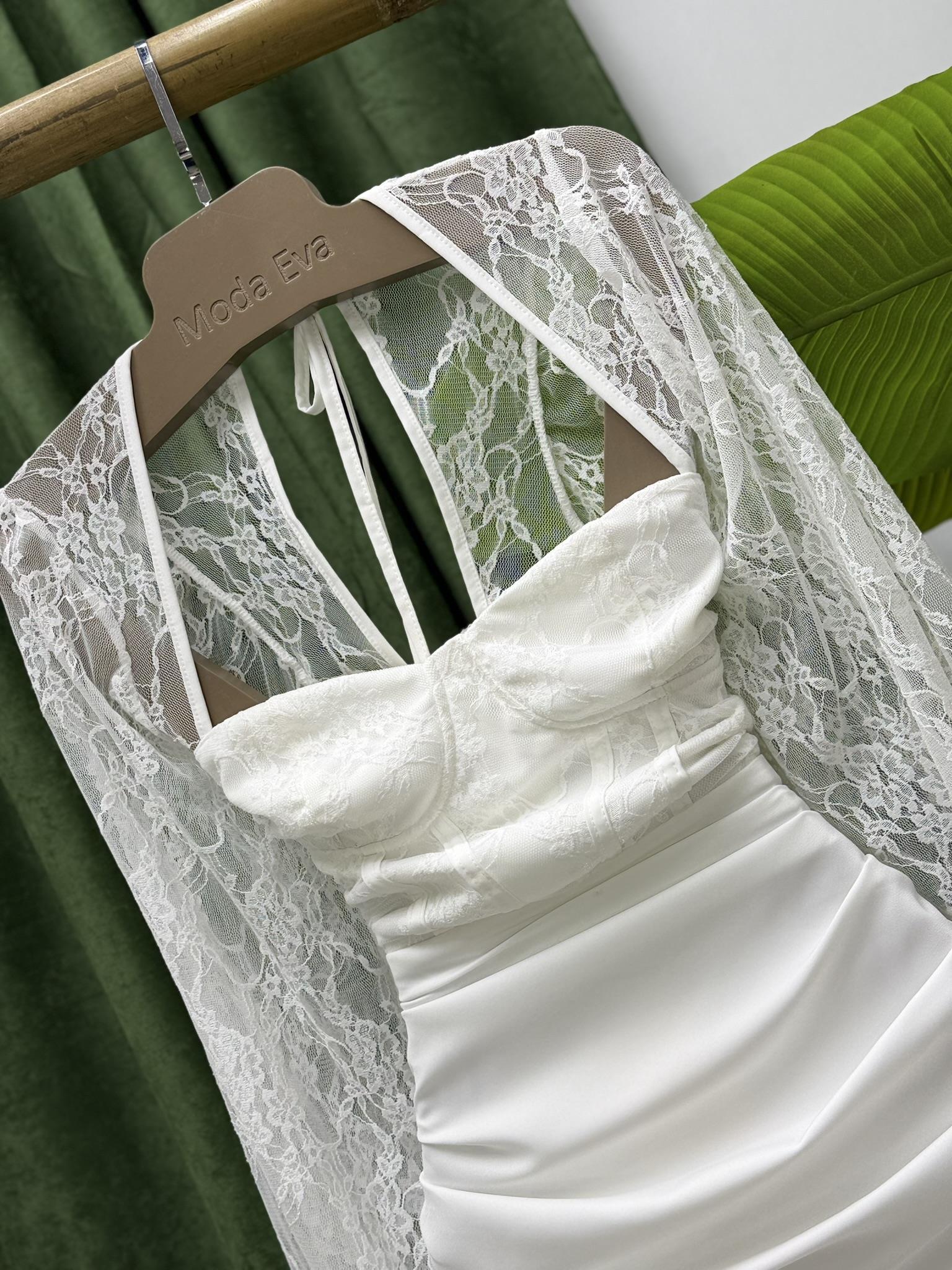 Güpür Detaylı Gloplu Drapeli Tasarım Elbise Beyaz