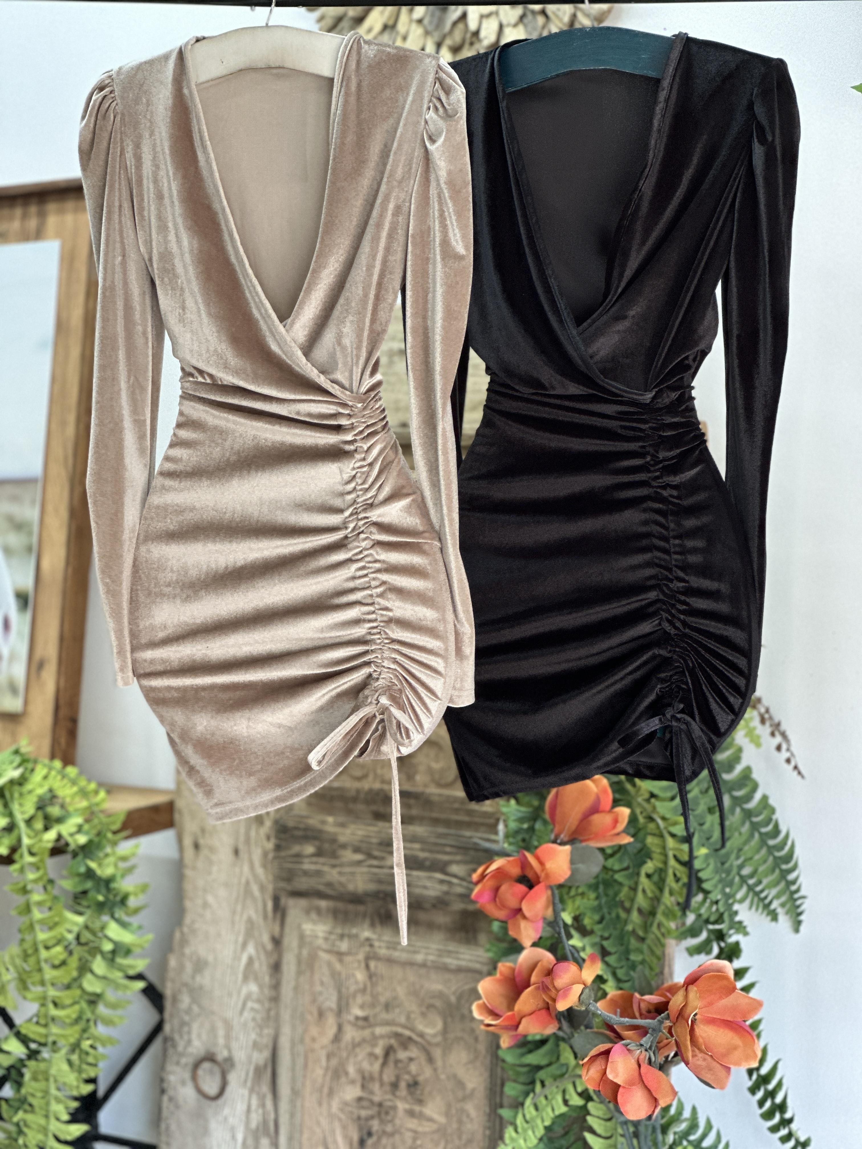 İnci Kadife Kumaş Kruvaze Yaka Önü Asansör Büzgülü Elbise 