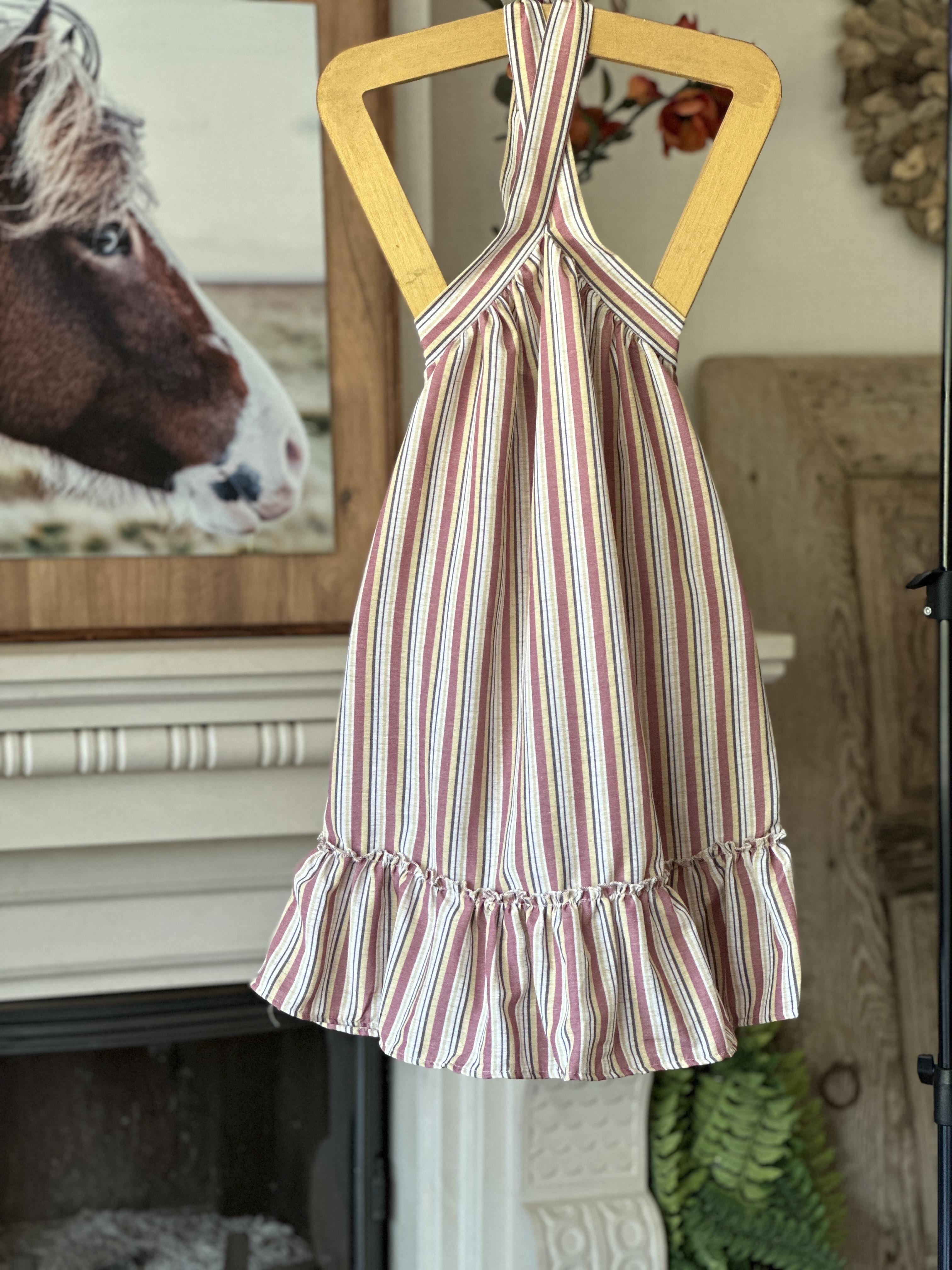 İthal Baskılı Keten Kumaş Çapraz Yaka Çizgi Desen SalaşElbise