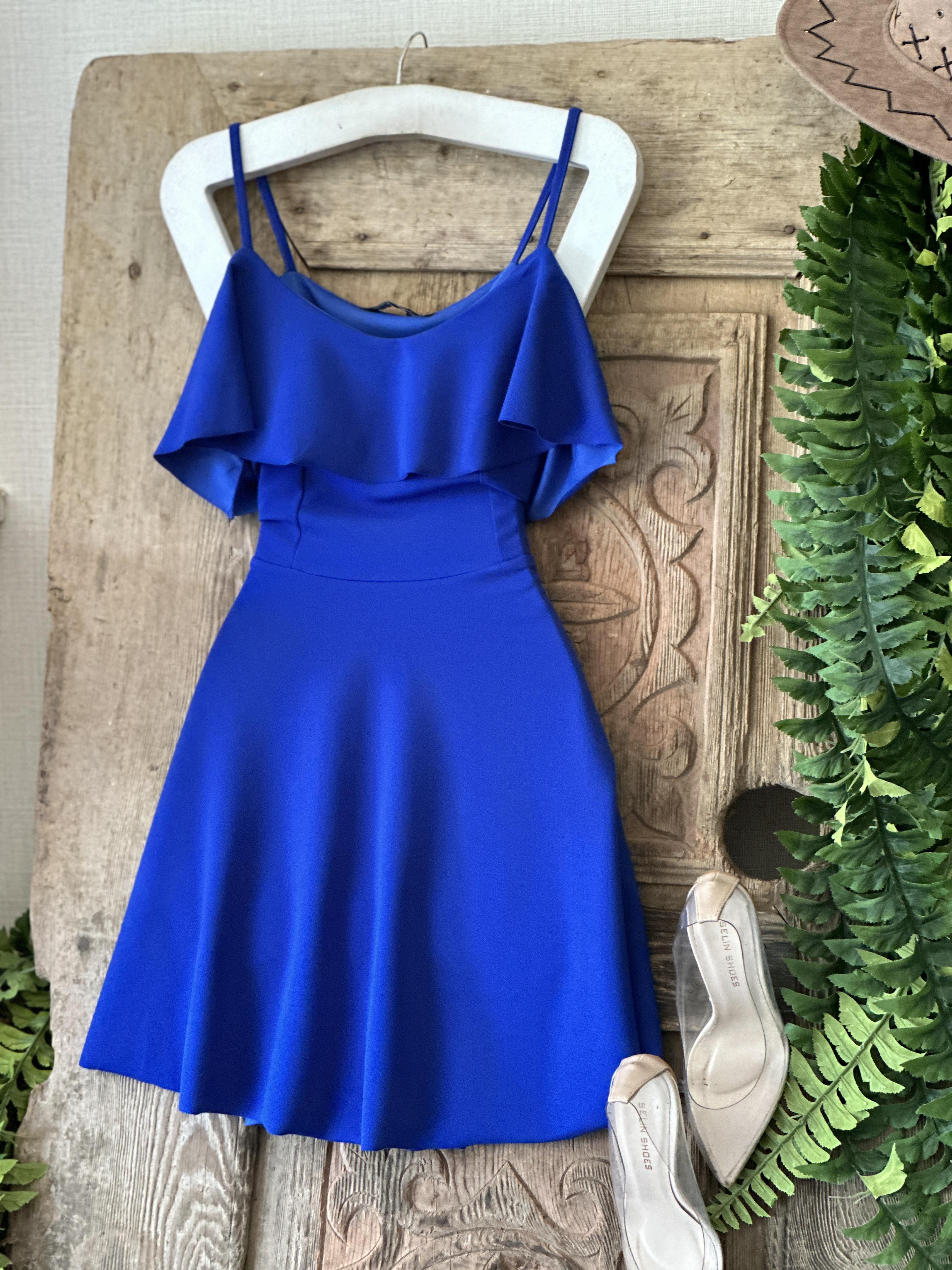 İthal Crep Dokuma Kumaş Düşük Omuz Volan Detay Kloş Elbise