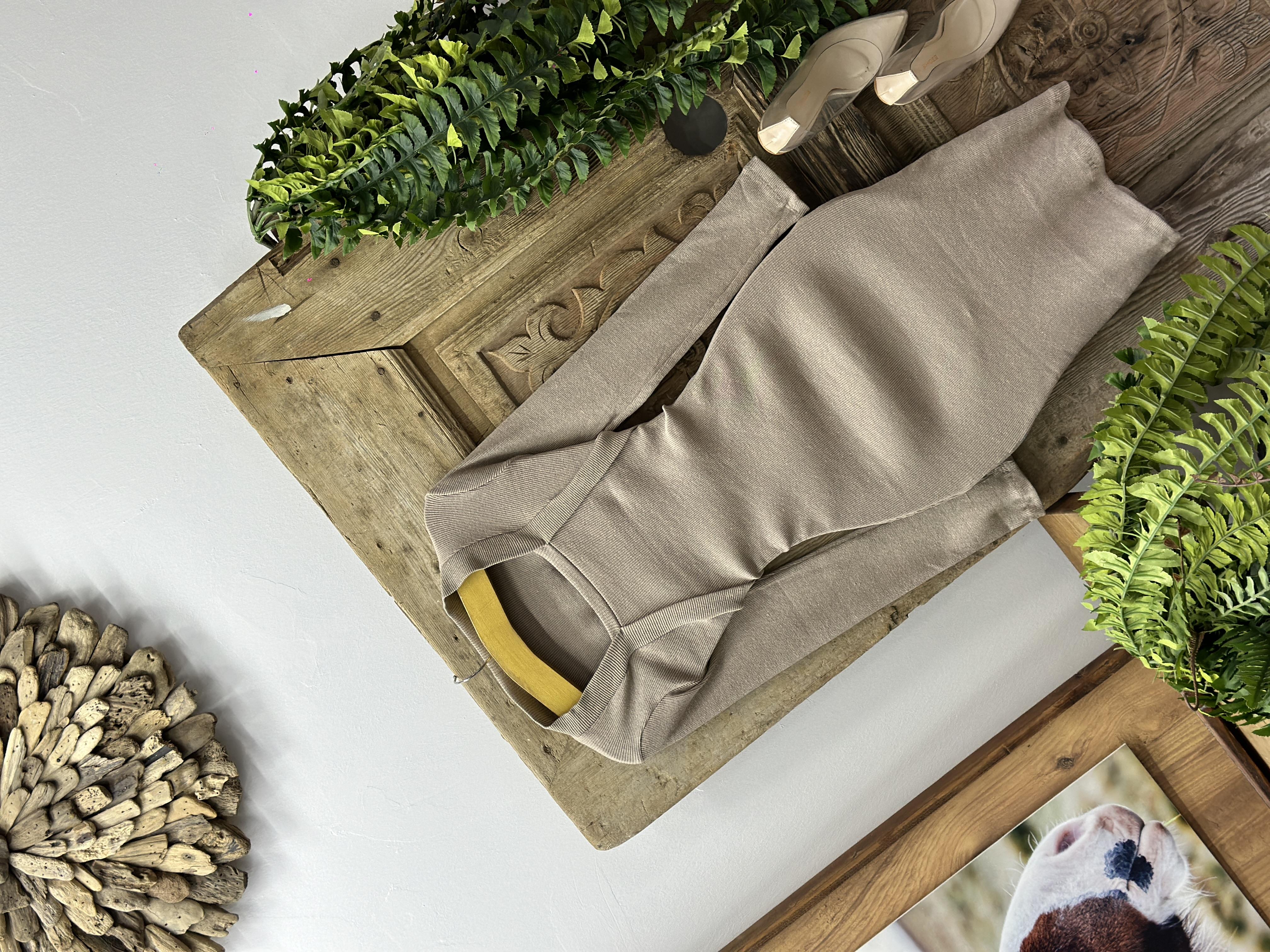 İthal Kaşkorse Kumaş Bluz Detaylı Bej Kalem Elbisemiz