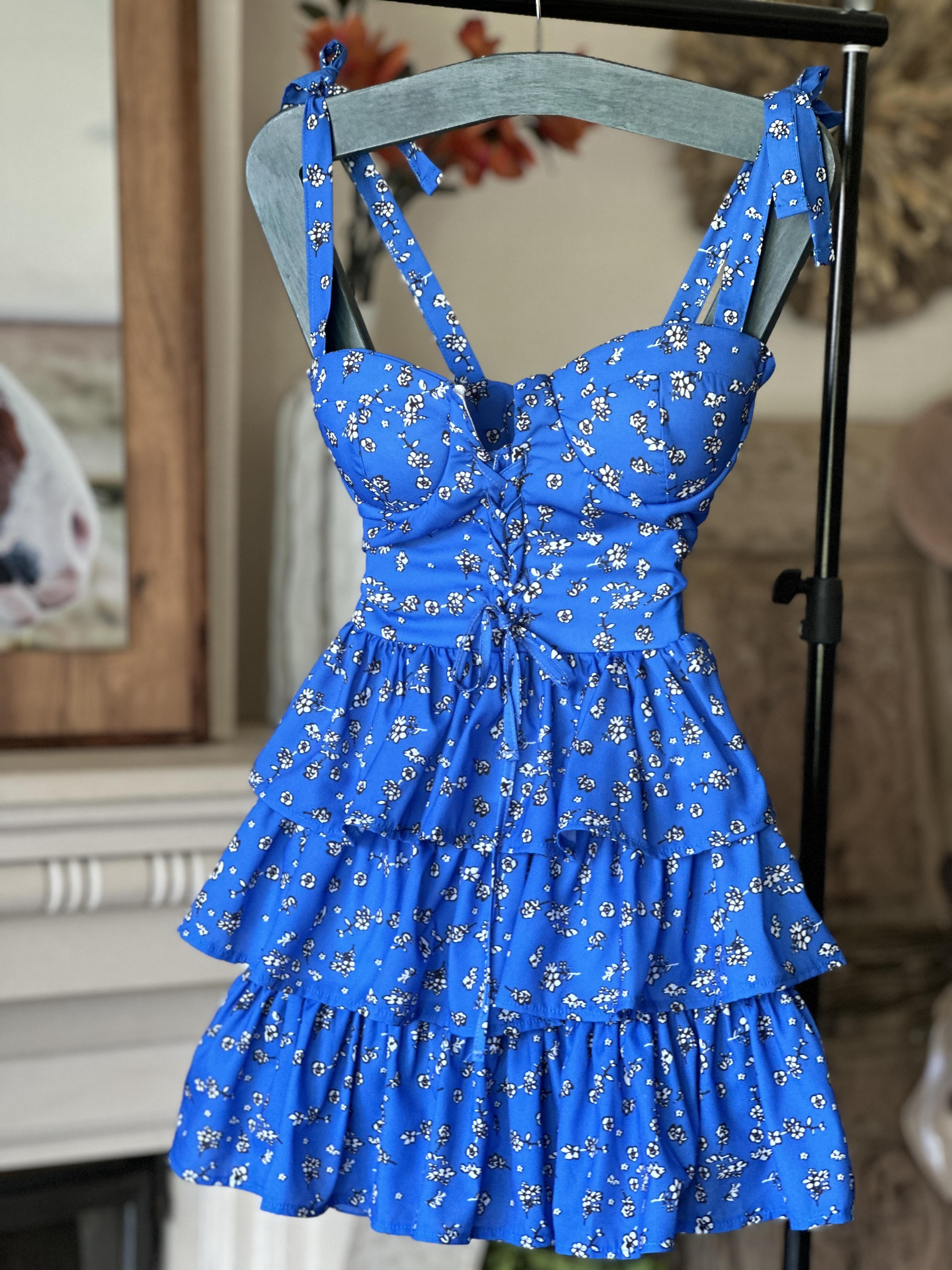 Jenifer Kumaş Çıtır Desen Kuşgözü Detay Kat Etekli Renkli Elbise