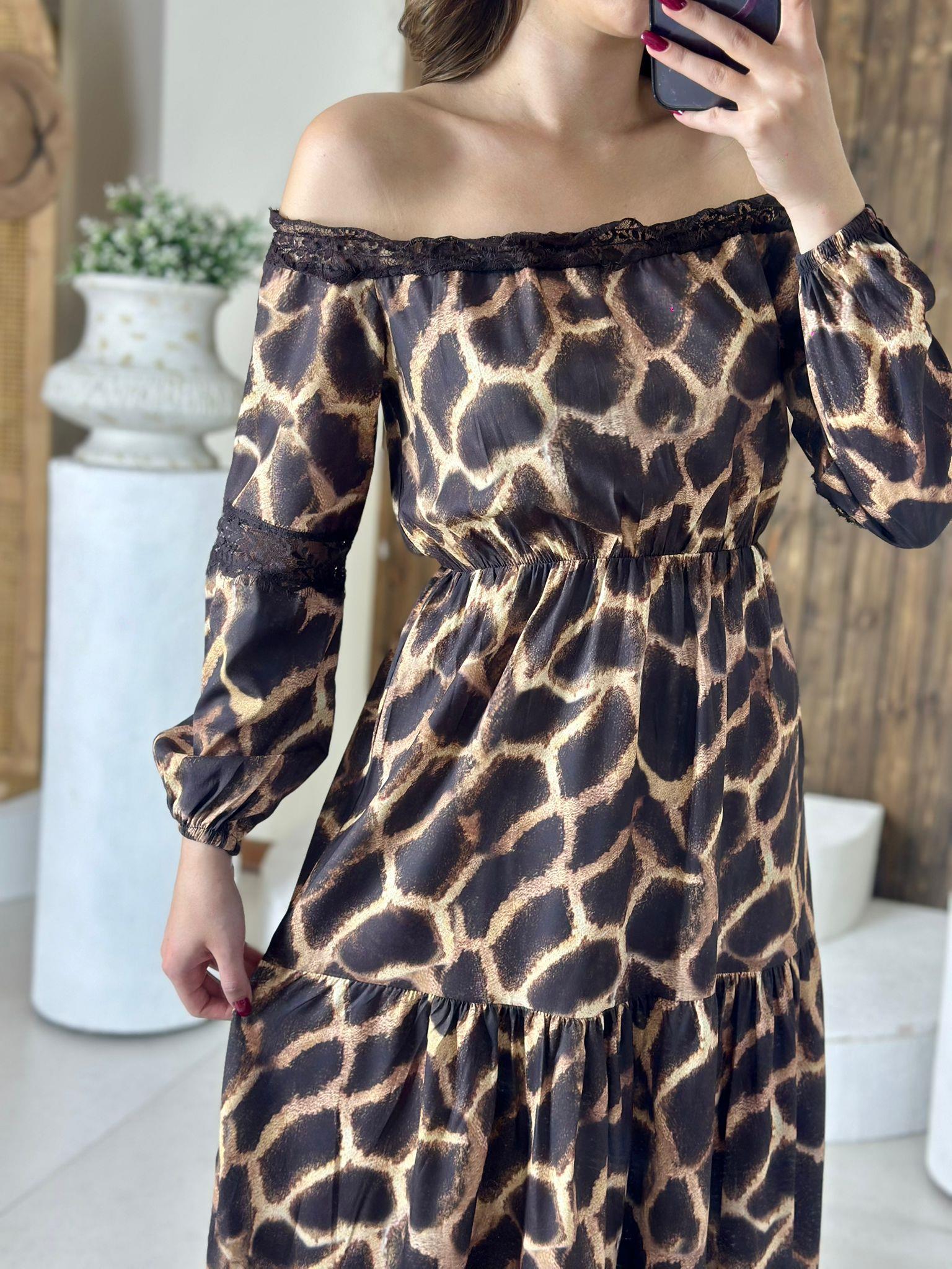 Jenifer Kumaş Dantel Madonna Yaka Detaylı Uzun Elbise