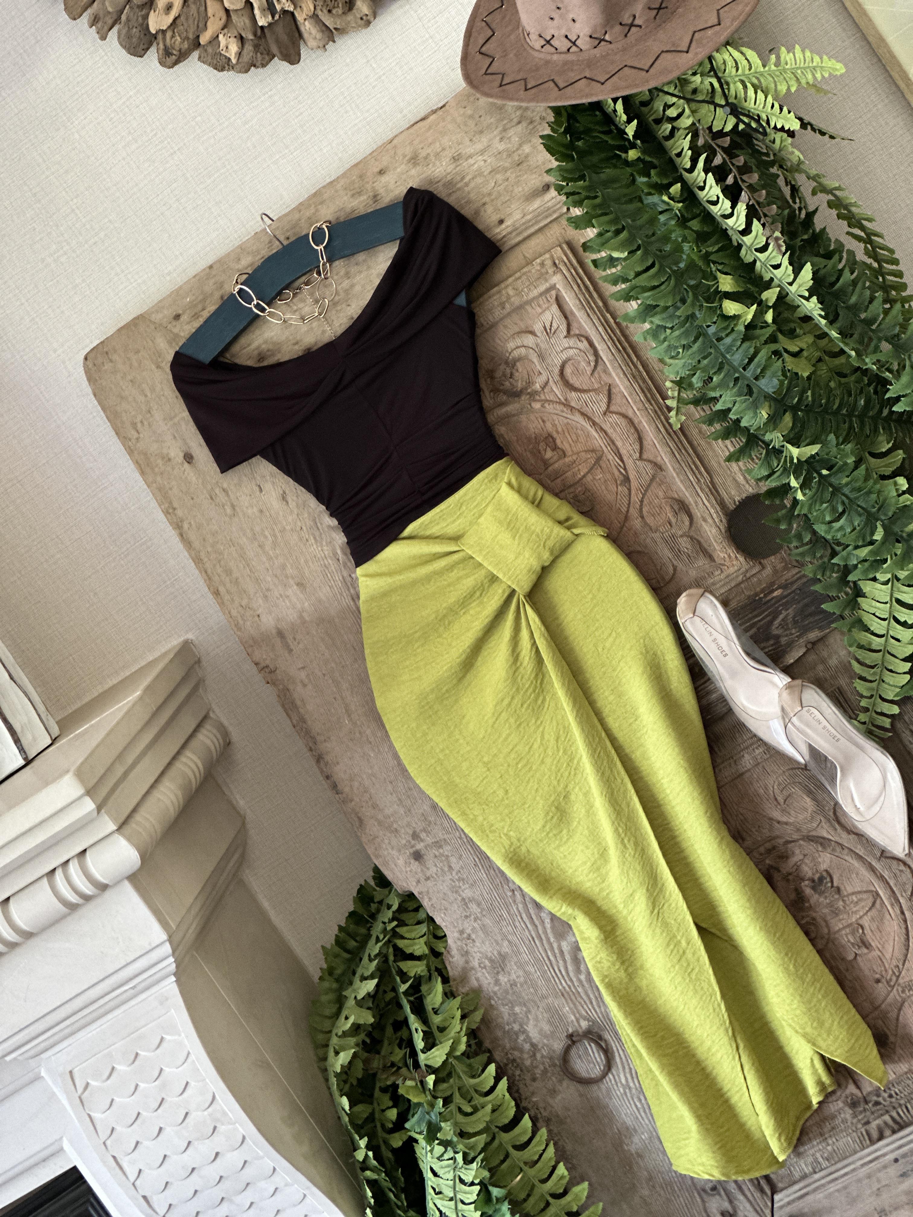 Keten Kumaş Asimetrik Kesim Boğum Detay Midi Boy Etek 