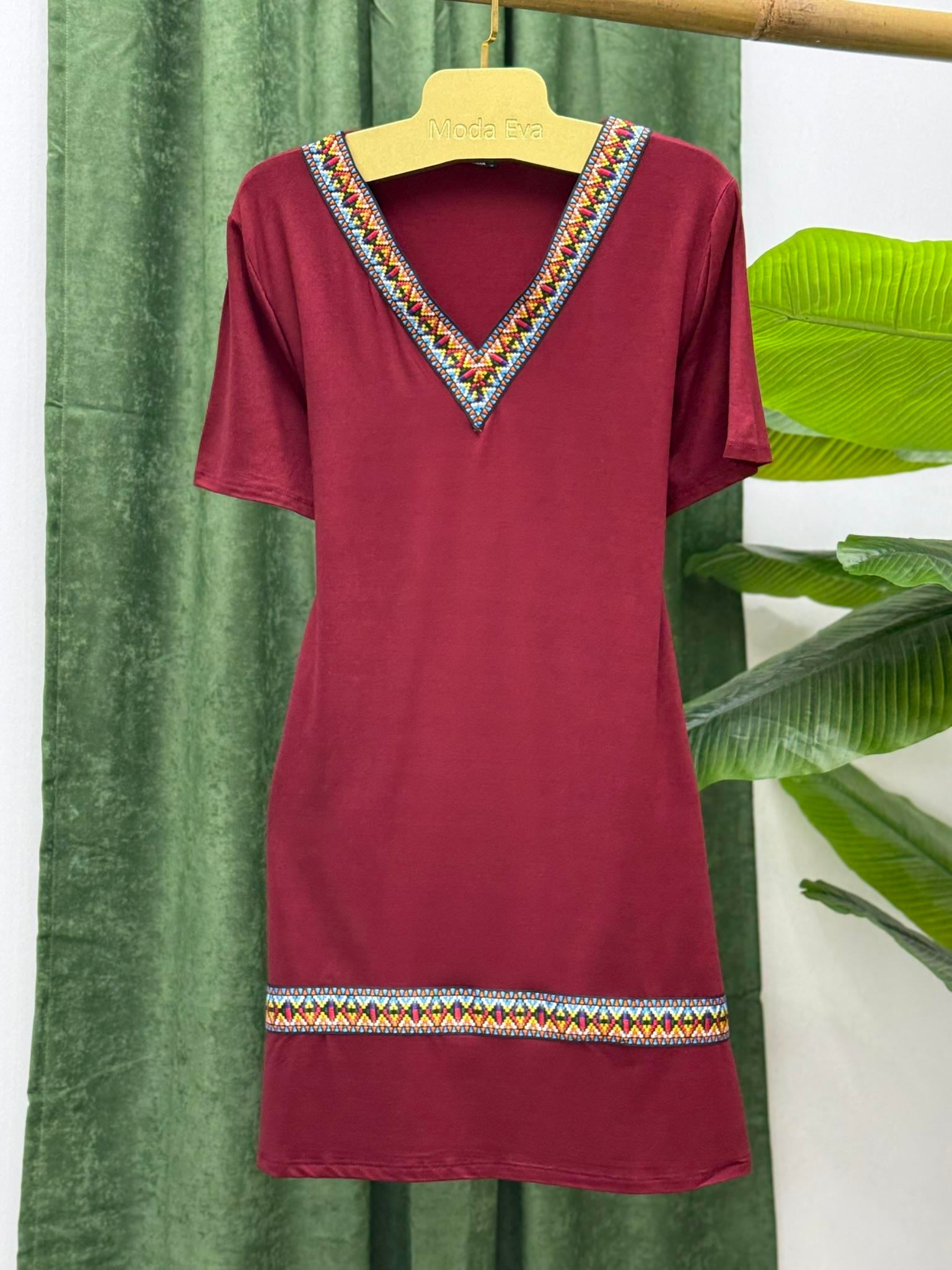 Crep Kumaş Etnik Desen Şeritli V Yaka Rahat Elbise Bordo