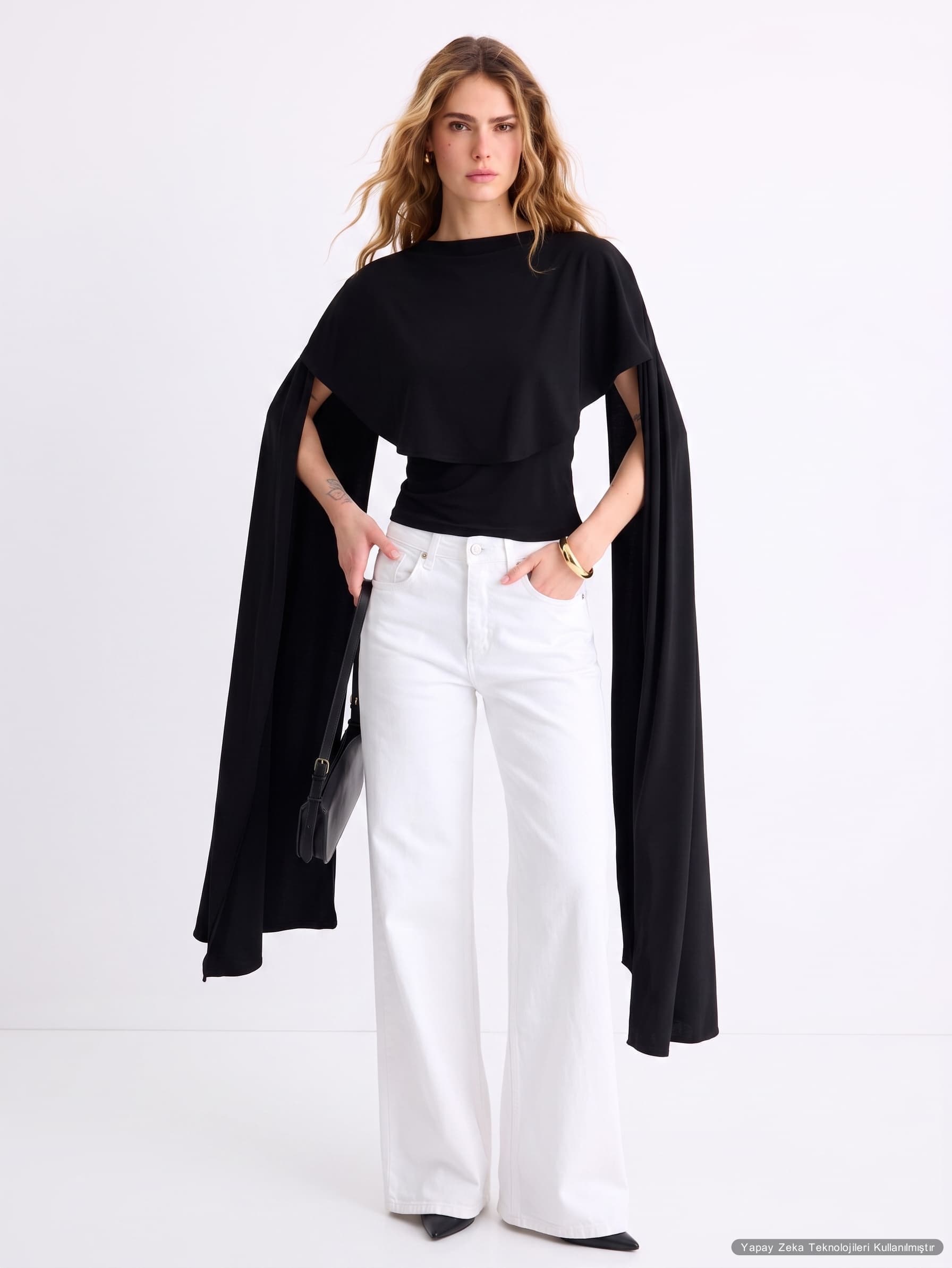 Likralı Sandy Kumaş Pelerinli Bluz Siyah