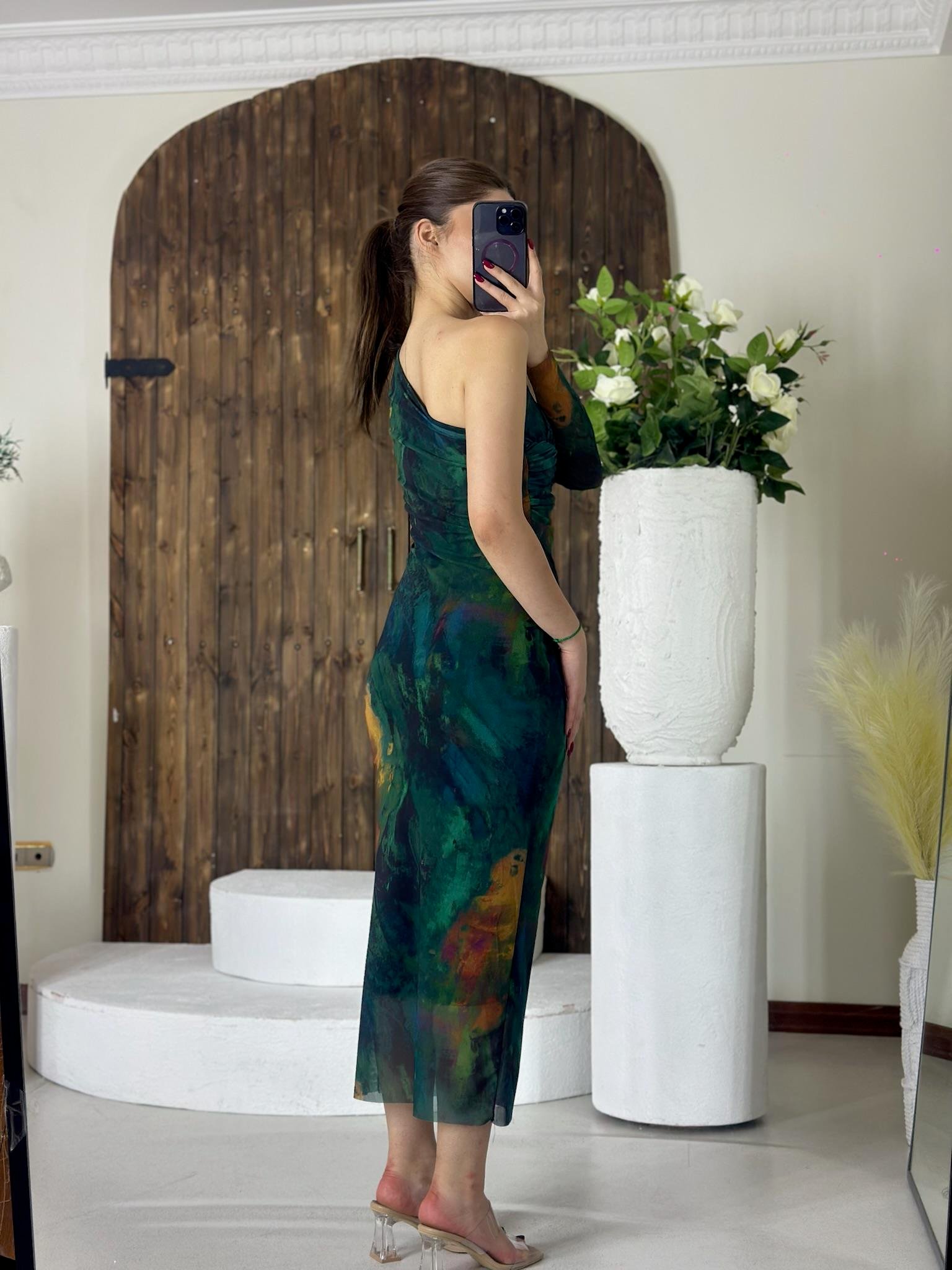 Likralı Tül Şifon Kumaş Tek Kol Koyu Yeşil Kalem Elbise