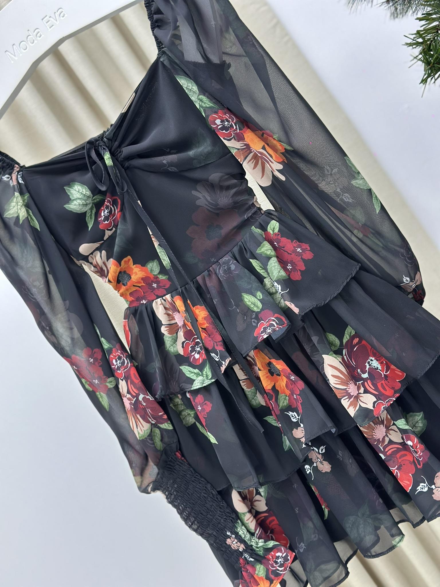 Multi Şifon Kumaş Çiçek Desen Kat Etekli Tasarım Elbise