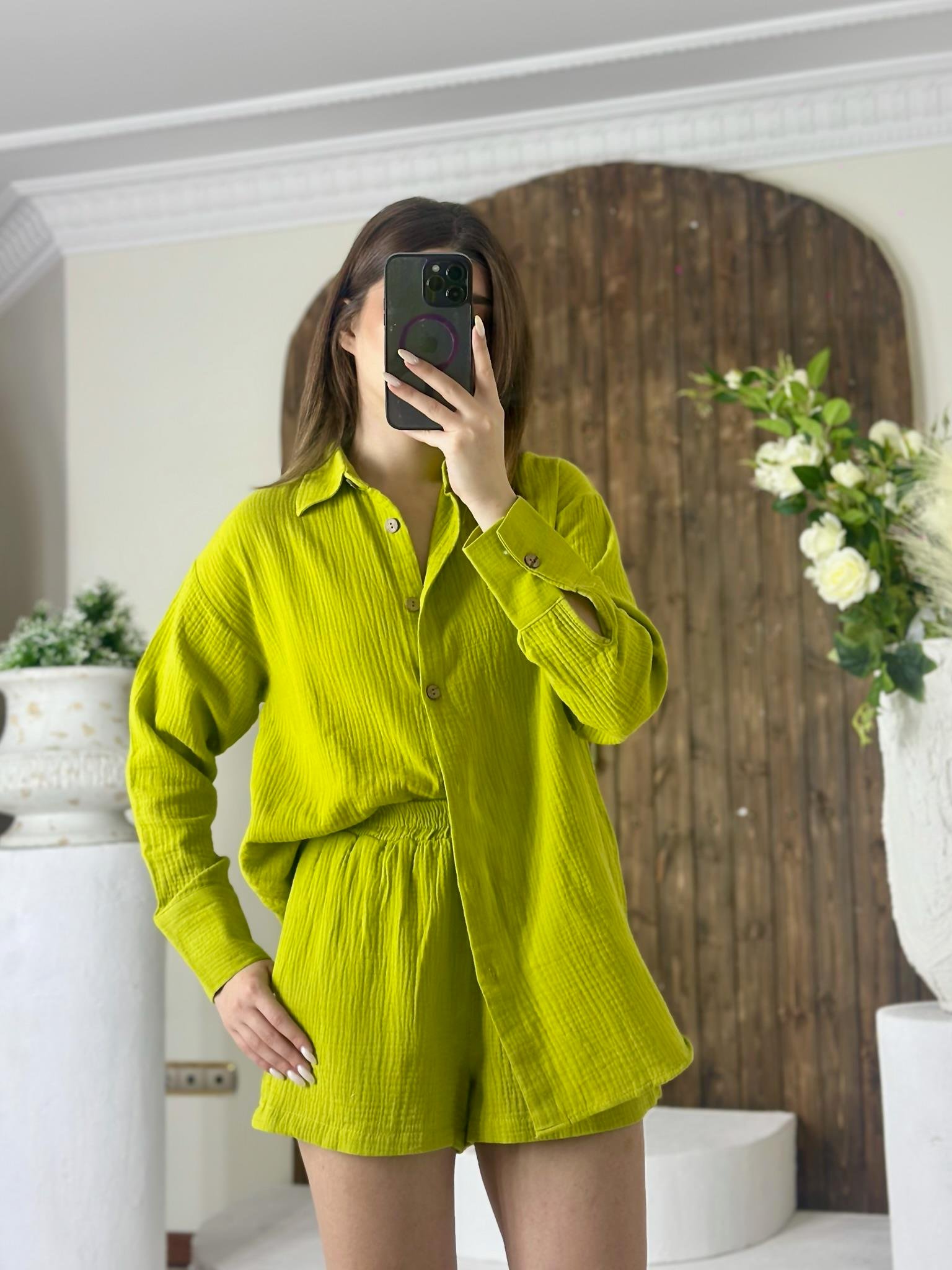 Müslin Kumaş Oversize Kalıp Uzun Kollu Gömlek ve Şort İkili Takım Yağ Yeşili