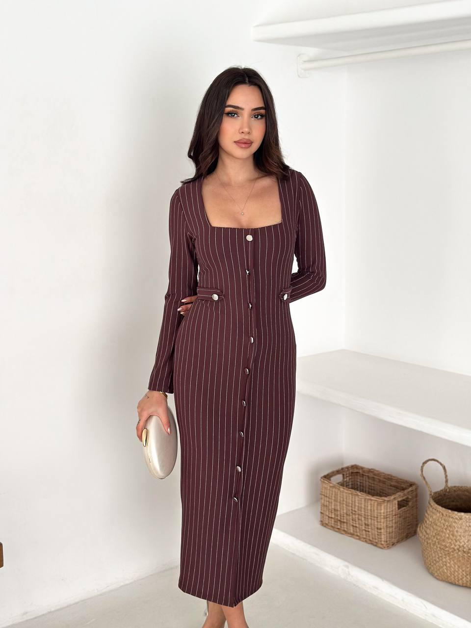 Örme Crep Kumaş Çizgi Desenli Metal Düğmeli Midi Boy Elbise Kahverengi