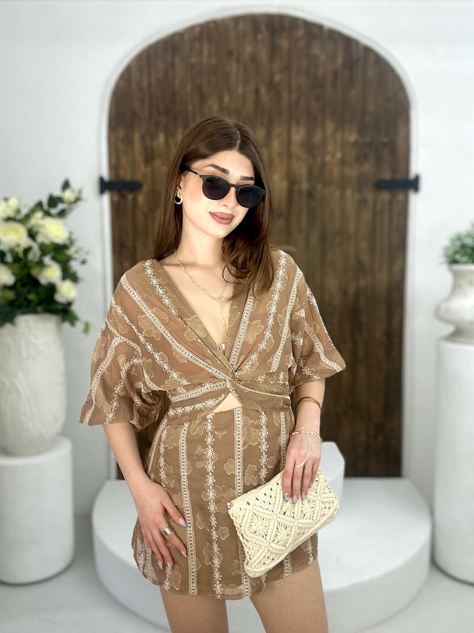 Premium Seri Nakış Detay Bel Dekolteli Tasarım Elbise 