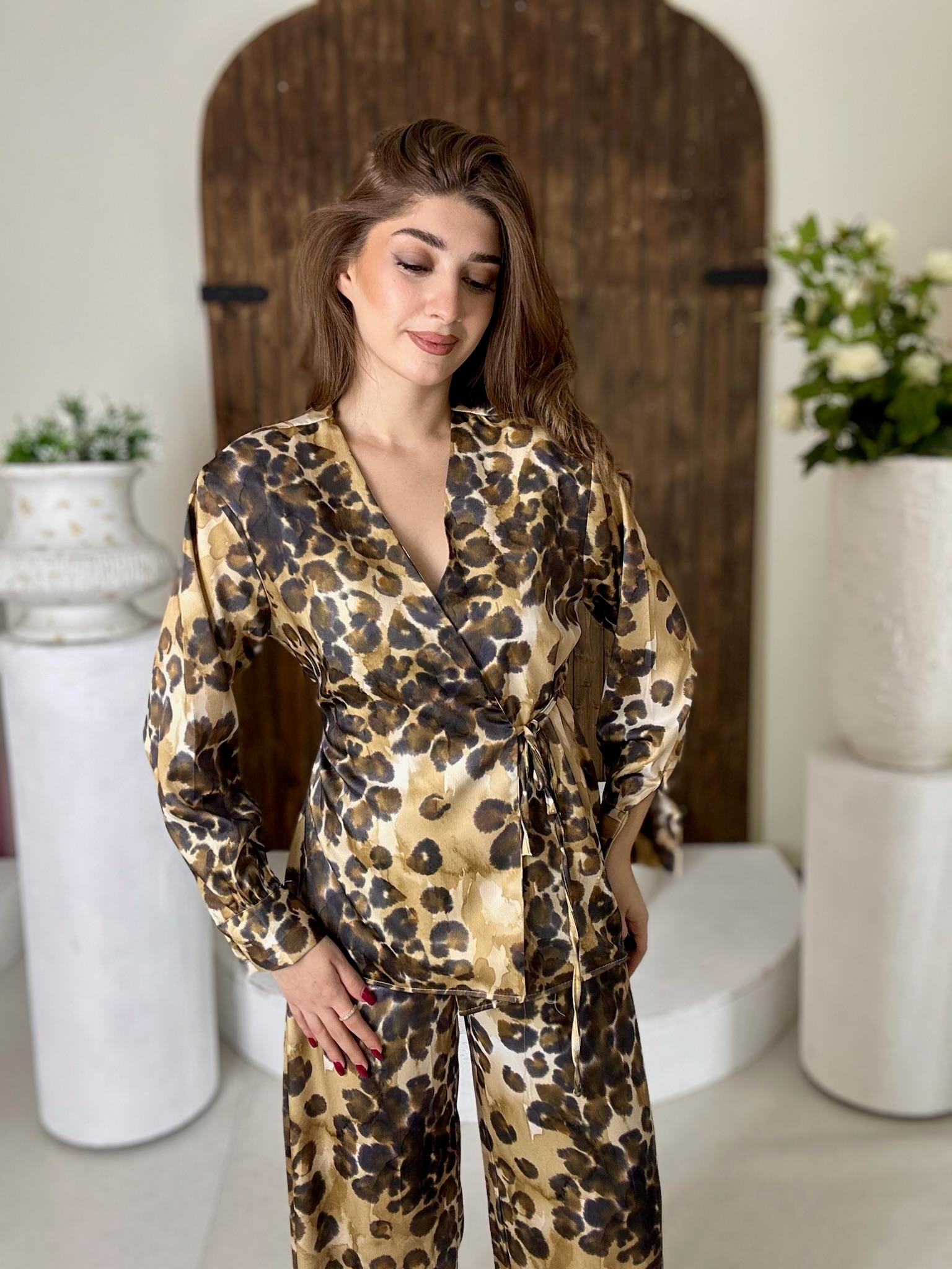 Premium Seri Saten Kumaş Leopar Desen İkili Takım 