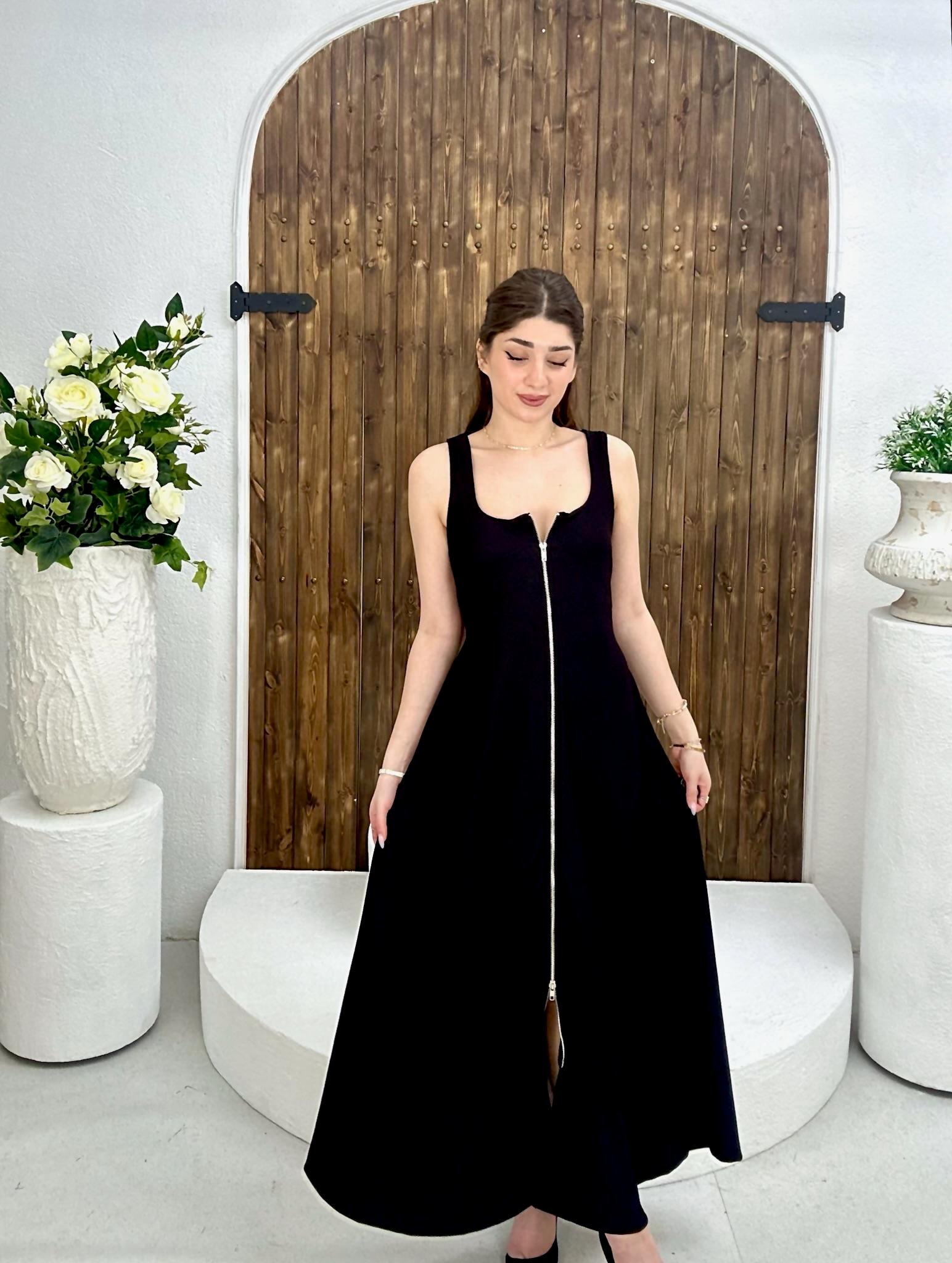 Premium Seri Trikoton Kumaş Boydan Fermuarlı Uzun Siyah Elbise 