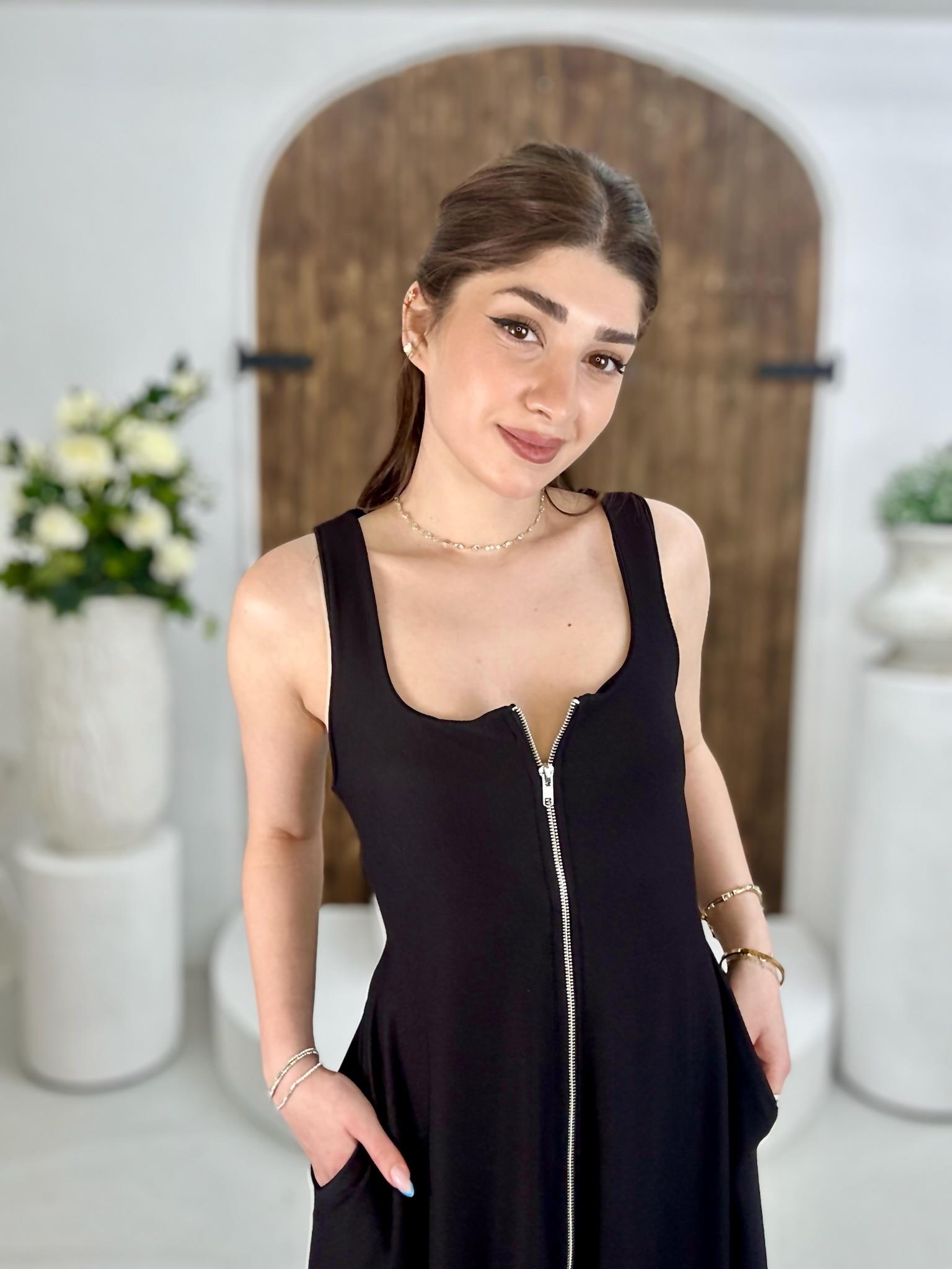 Premium Seri Trikoton Kumaş Boydan Fermuarlı Uzun Siyah Elbise 