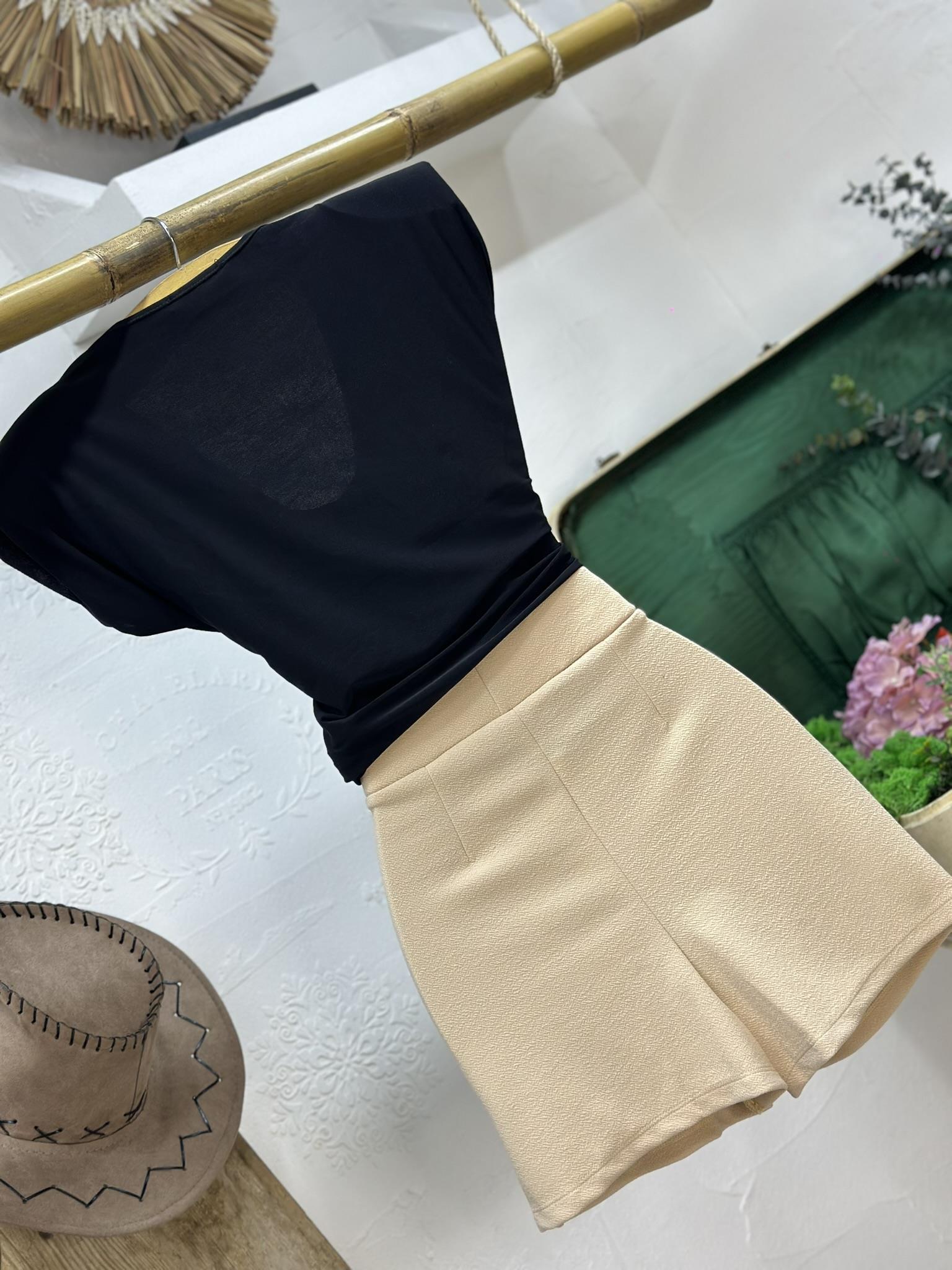 Sandy Kumaş Vatkalı Degaje Yaka Bluz 