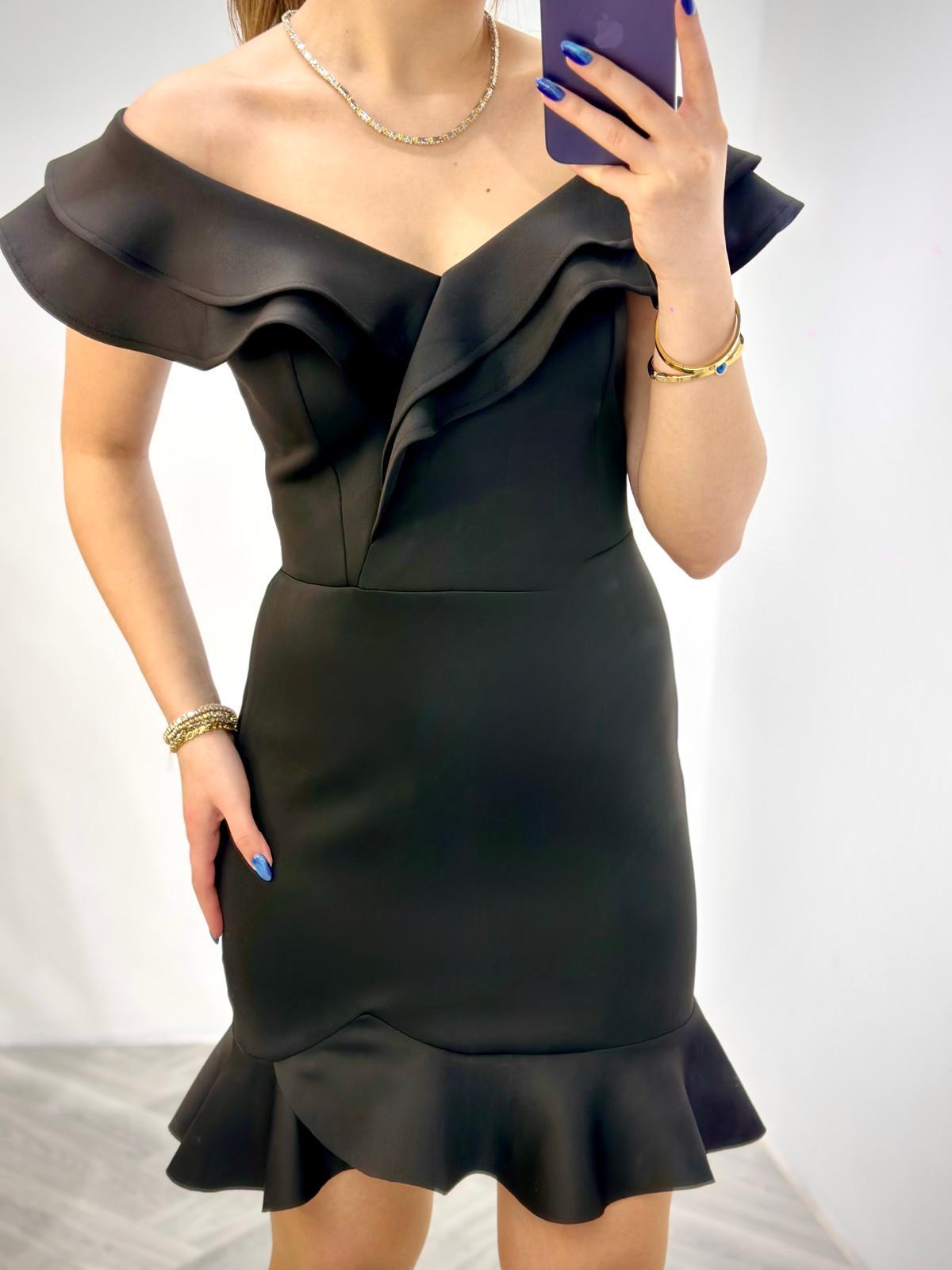 Scuba Kumaş Volanlı Özel Üretim Elbise Siyah