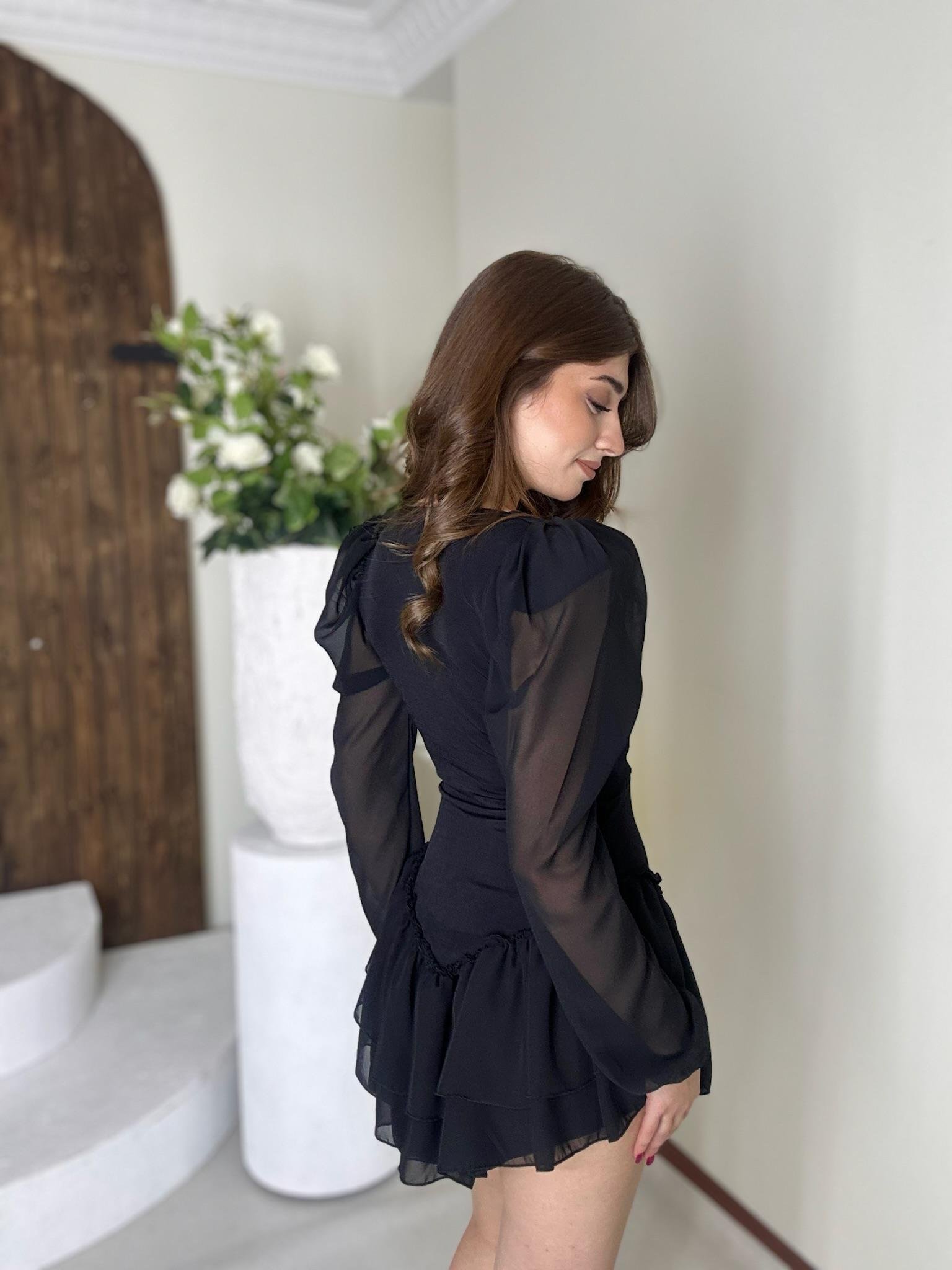 Şifon ve Micro Kumaş Vatkalı Tasarım Elbise  Siyah