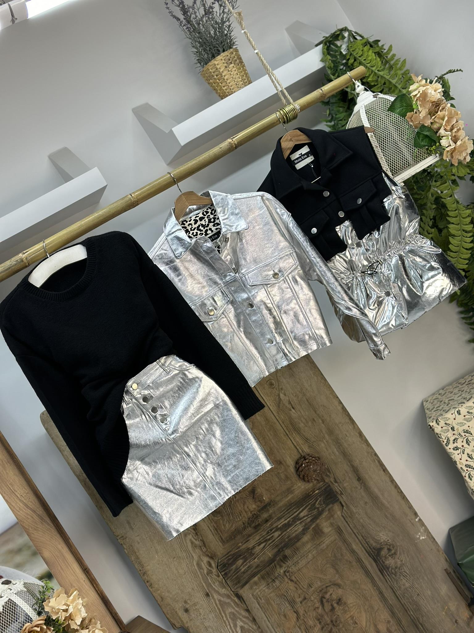 Tasarım Varaklı Kaşe Yelek