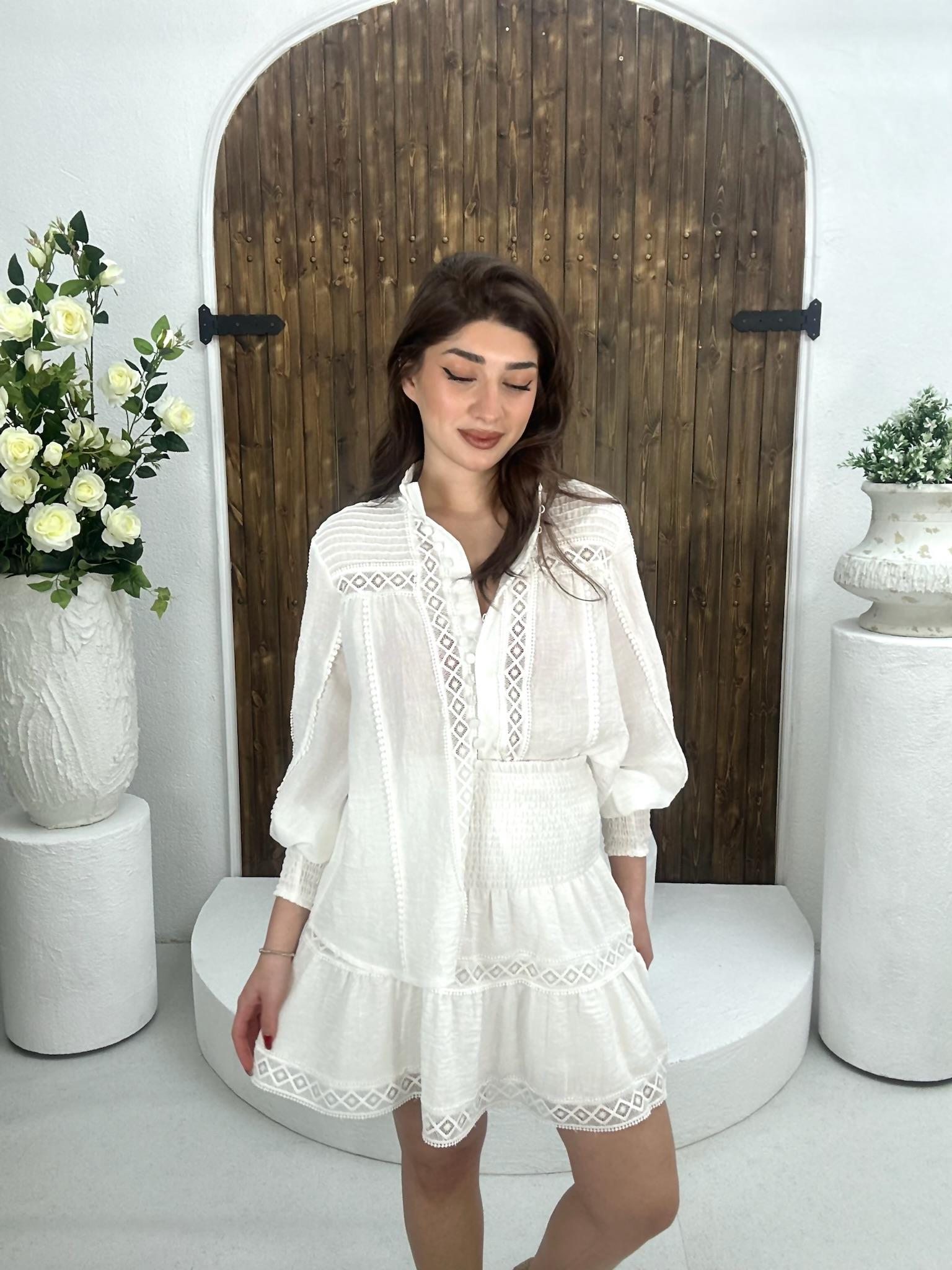 Vual Kumaş Güpür Detay Kloş Tasarım Beyaz Etek Gömlek İkili Takım