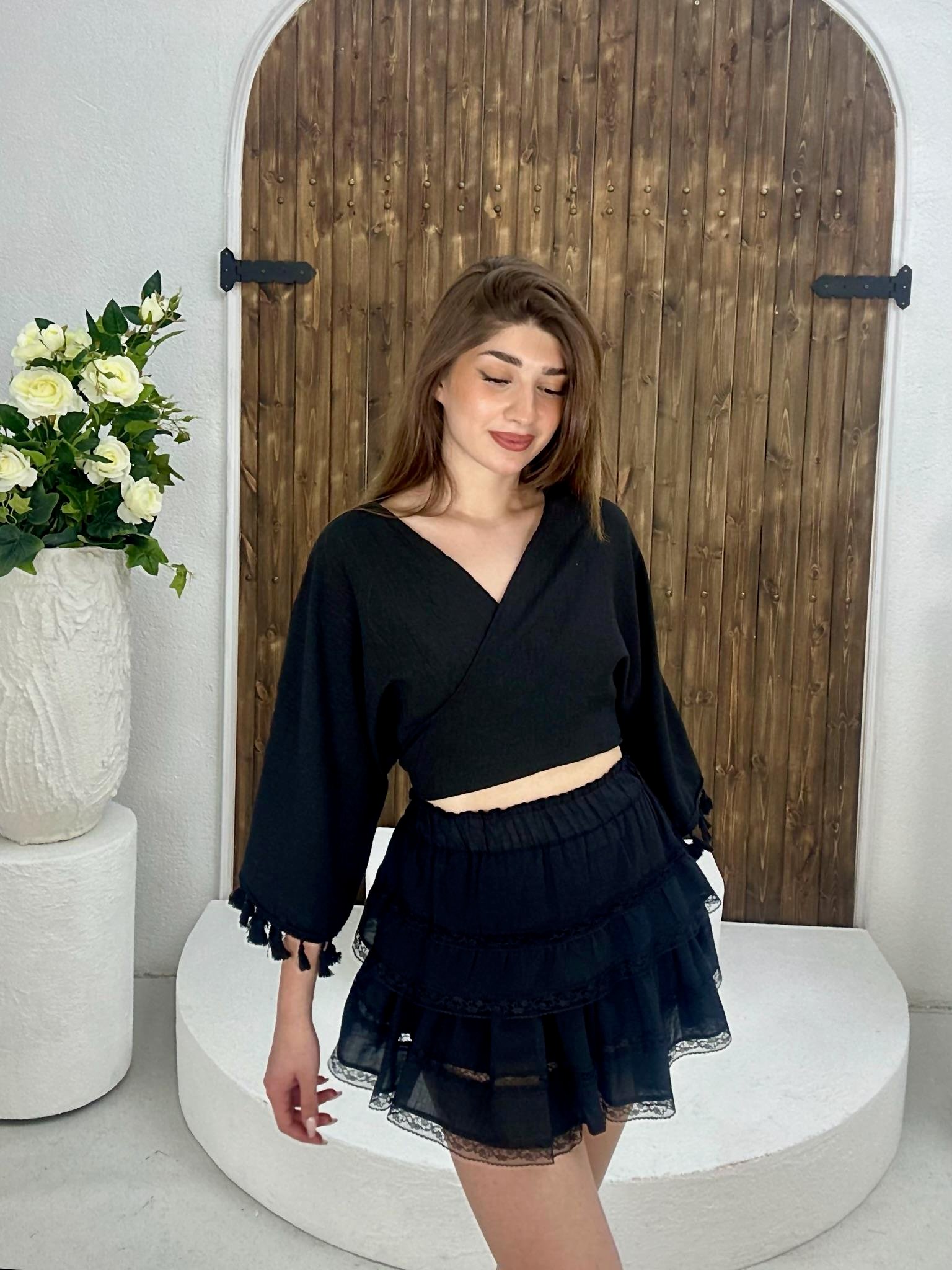 Vual Kumaş Kat Etekli Beli Lastikli Şort Astarlı Etek Siyah