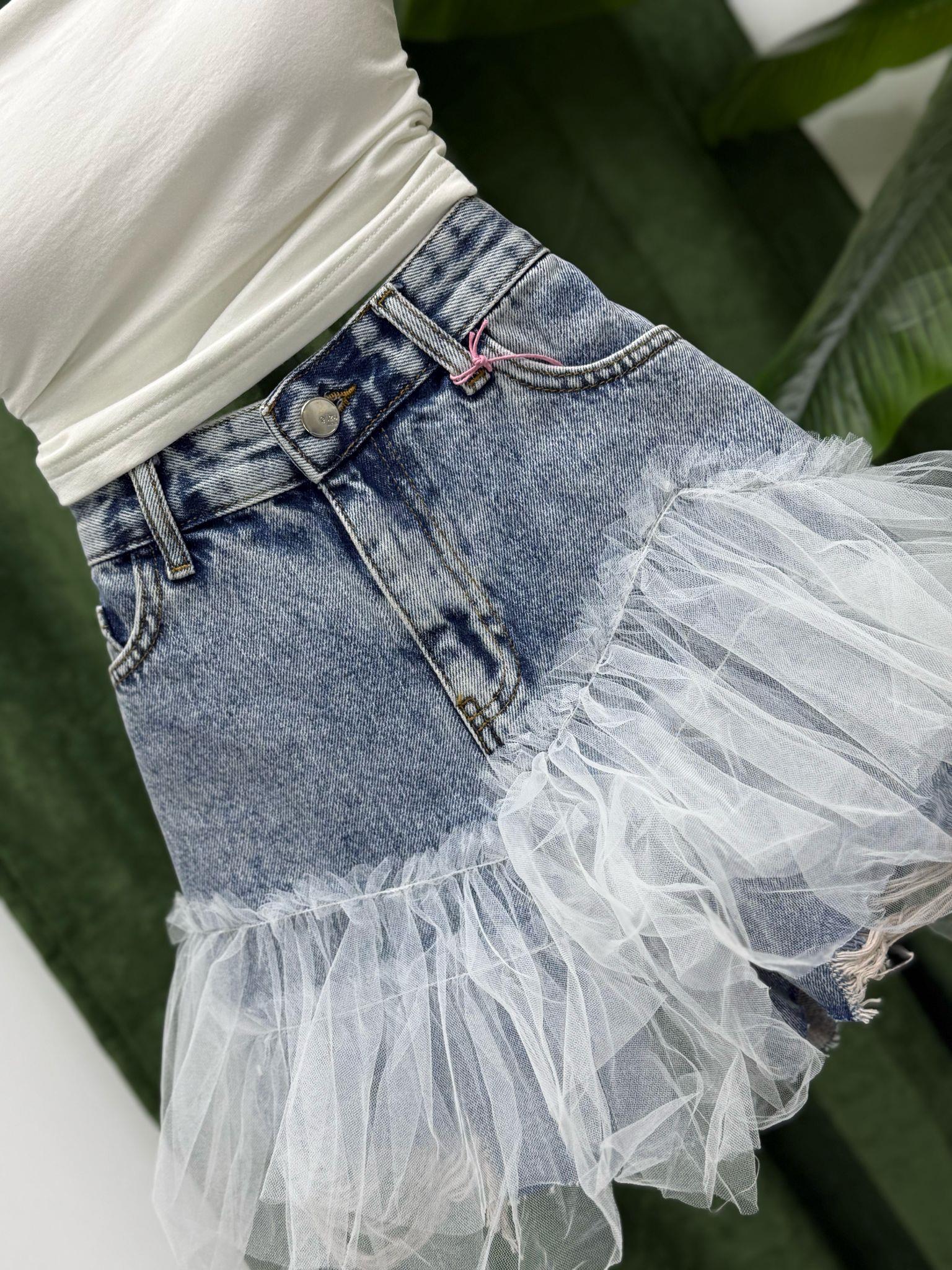 Yıkamalı Jean Kumaş Tül Detaylı Şort Etek 