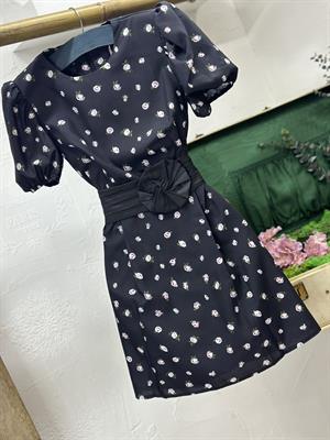 Atlas Kumaş Balon Kol Beyaz Desenli Kemer Detay Tasarım Elbise