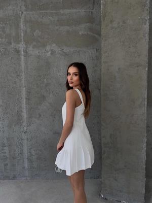 Atlas Kumaş Kare Yaka Pileli Rahat Kesim Elbise