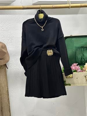 Balıkçı Yaka Triko Plise Görünümlü Etek İkili Siyah Triko Takım