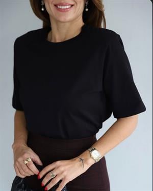 Basic Kesim Vatkalı Gramajlı Penye Kumaş Tshirt 