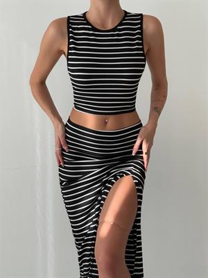 Burgu Kumaş Çizgi Desen Crop Kalem Etek İkili Takım  Siyah