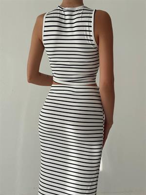 Burgu Kumaş Çizgi Desen Crop Kalem Etek İkili Takım  Beyaz