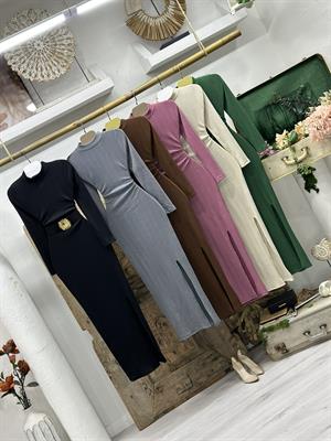 Burgu Kumaş Yan Yırtmaçlı Siyah Uzun Elbise