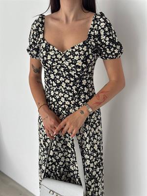 Bürümcük Kumaş Çiçek Desen Göğüs Büzgülü Sırt Gipeli Midi Boy Elbise