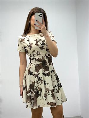 Crep Dokuma Kumaş Alaca Desen Tasarım Kloş Elbise