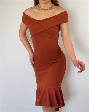 Crep Dokuma Kumaş Çapraz Yaka Full Likralı Eteği Volanlı Elbise