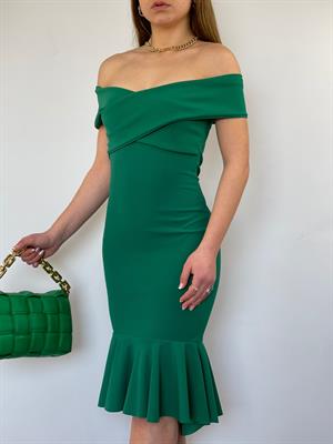 Crep Dokuma Kumaş Çapraz Yaka Full Likralı Eteği Volanlı Elbise